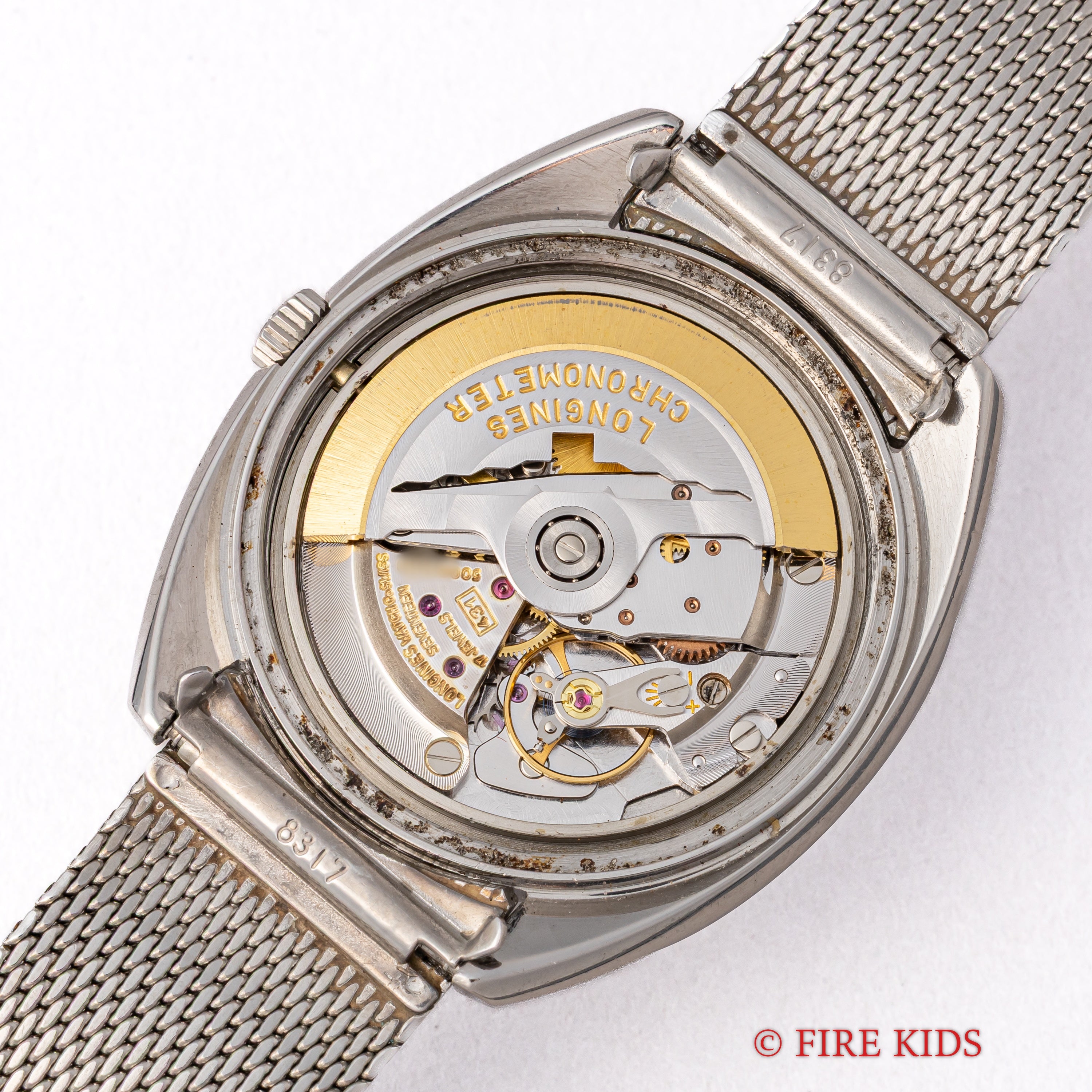 ロンジン ウルトラクロン 1970年代製 シルバーダイヤル 純正メッシュブレス付き 10振動自動巻き 箱付き