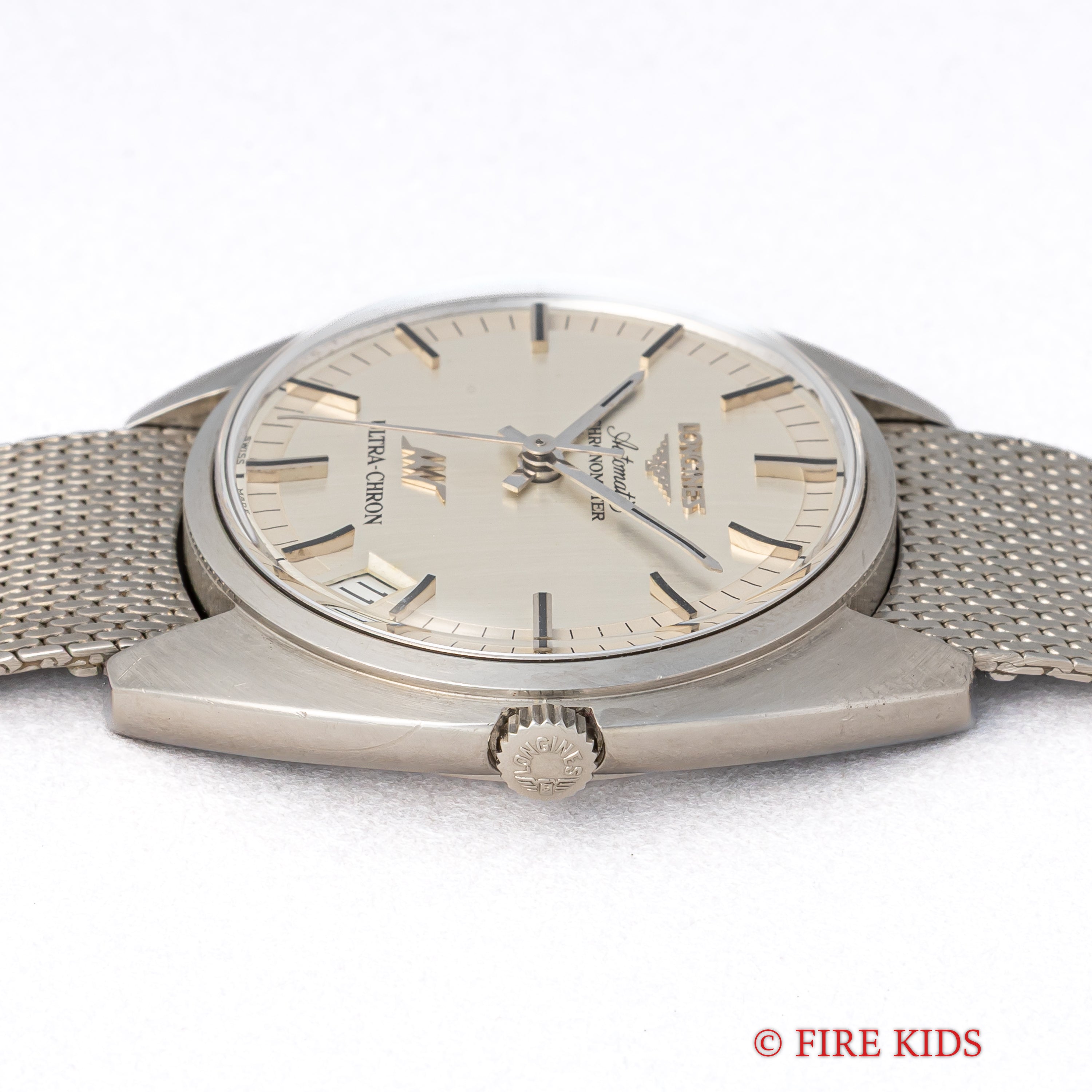 ロンジン ウルトラクロン 1970年代製 シルバーダイヤル 純正メッシュブレス付き 10振動自動巻き 箱付き