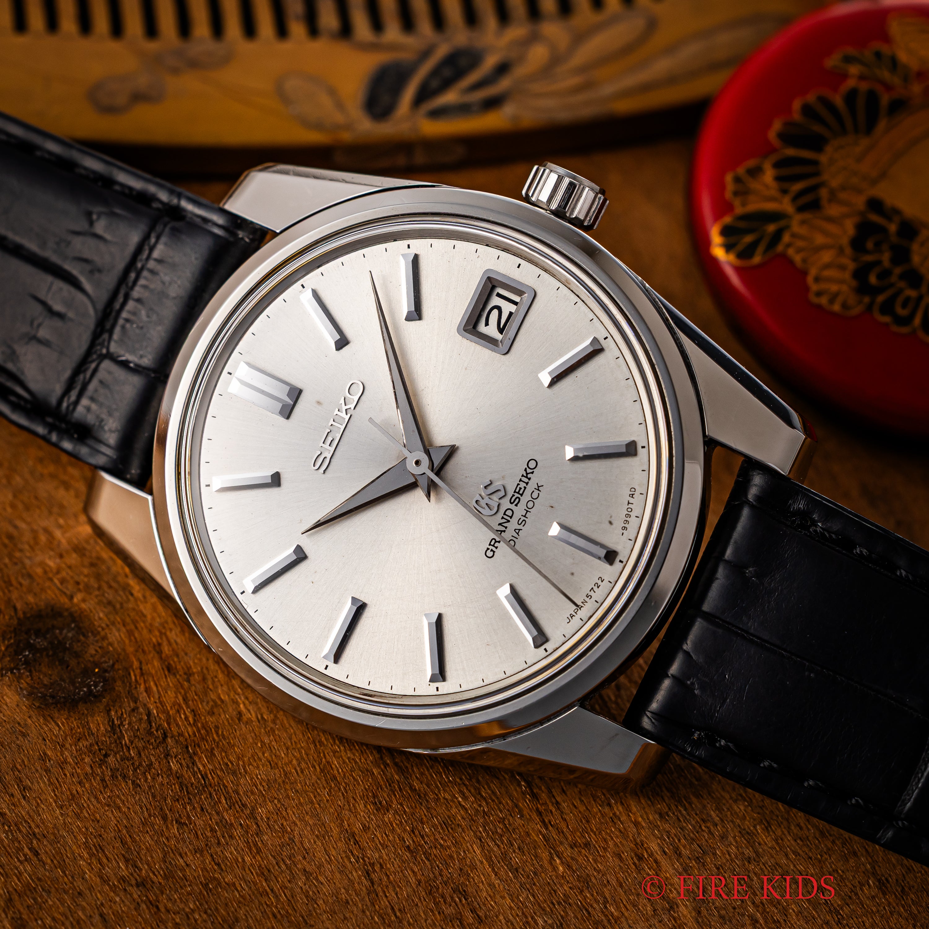 グランドセイコー セカンドモデル後期 1966年製 5722-9990 57GS セルフデーター ロービート手巻