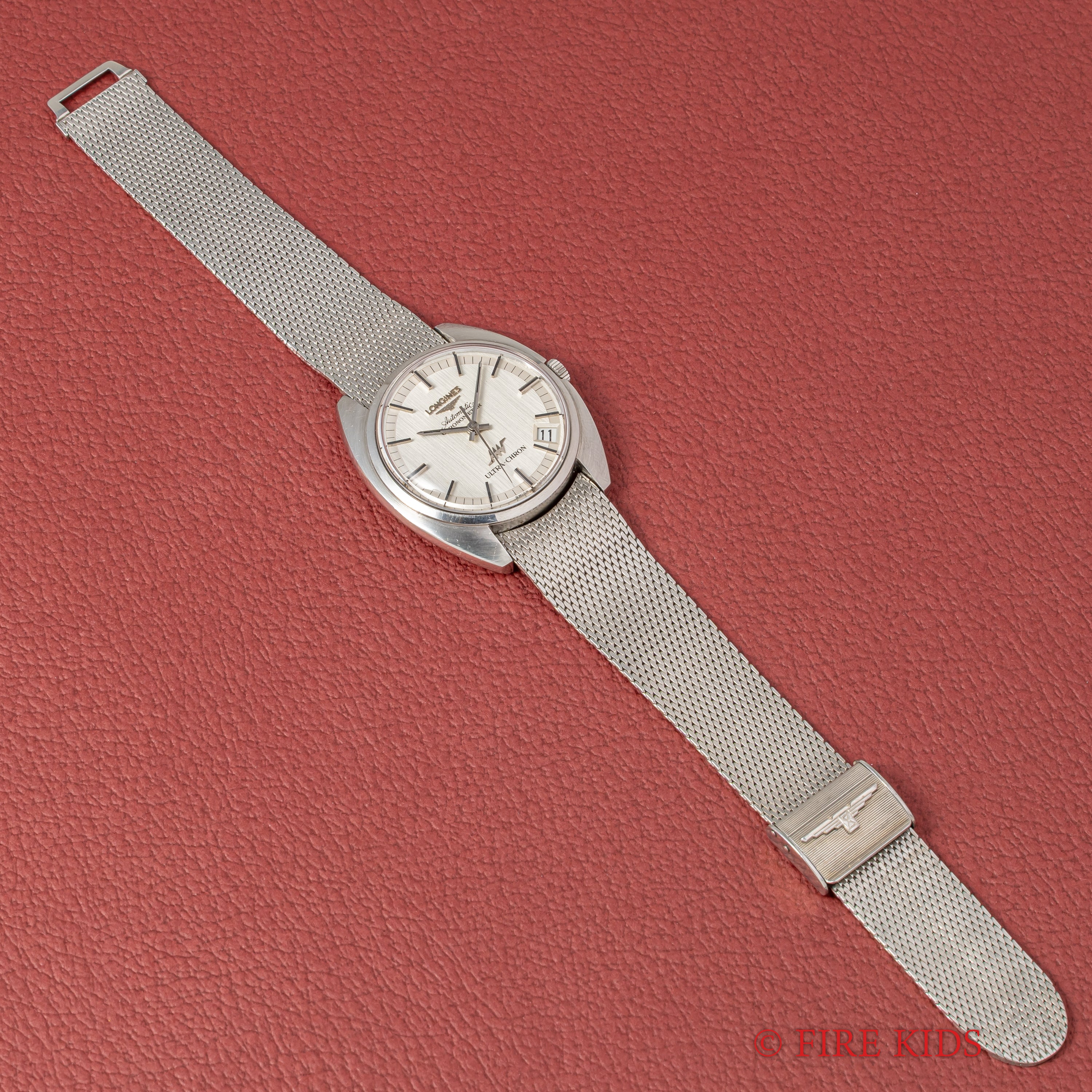 ロンジン ウルトラクロン 1970年代製 シルバーダイヤル 純正メッシュブレス付き 10振動自動巻き 箱付き
