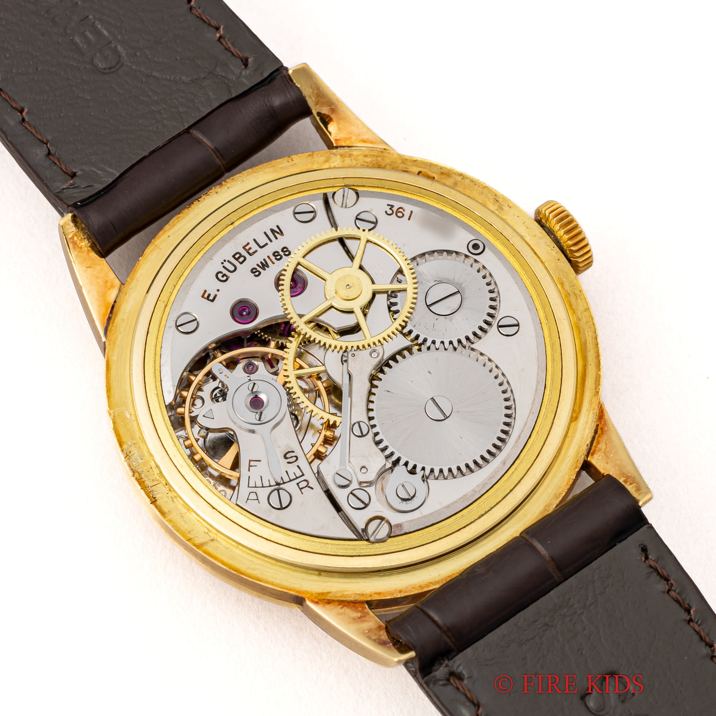 ギュブラン 1950年代製 18金イエローゴールド 手巻き ラウンドケース