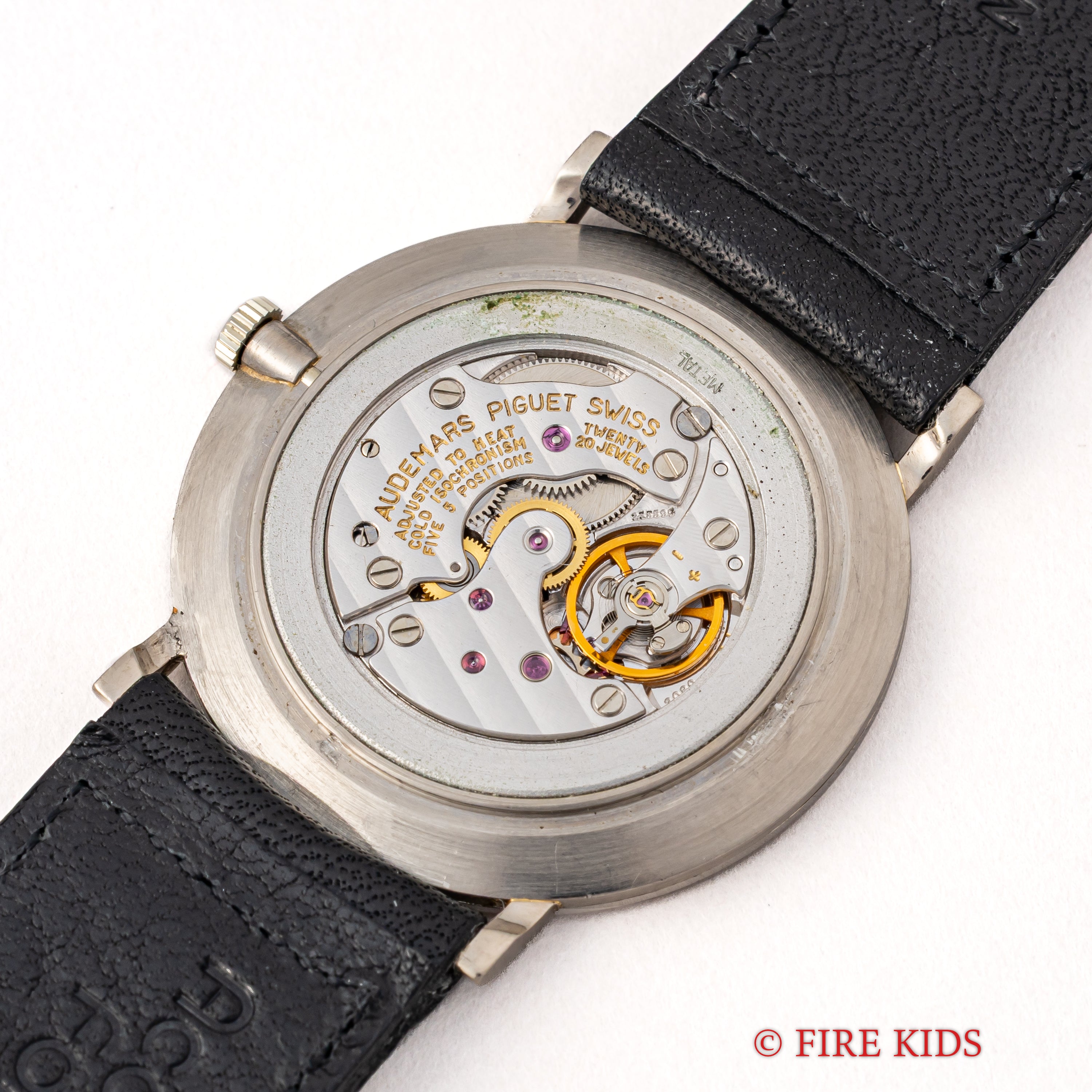 オーデマ・ピゲ 18金無垢ホワイトゴールドケース エクストラフラット 1990年代製 手巻 Cal.2080