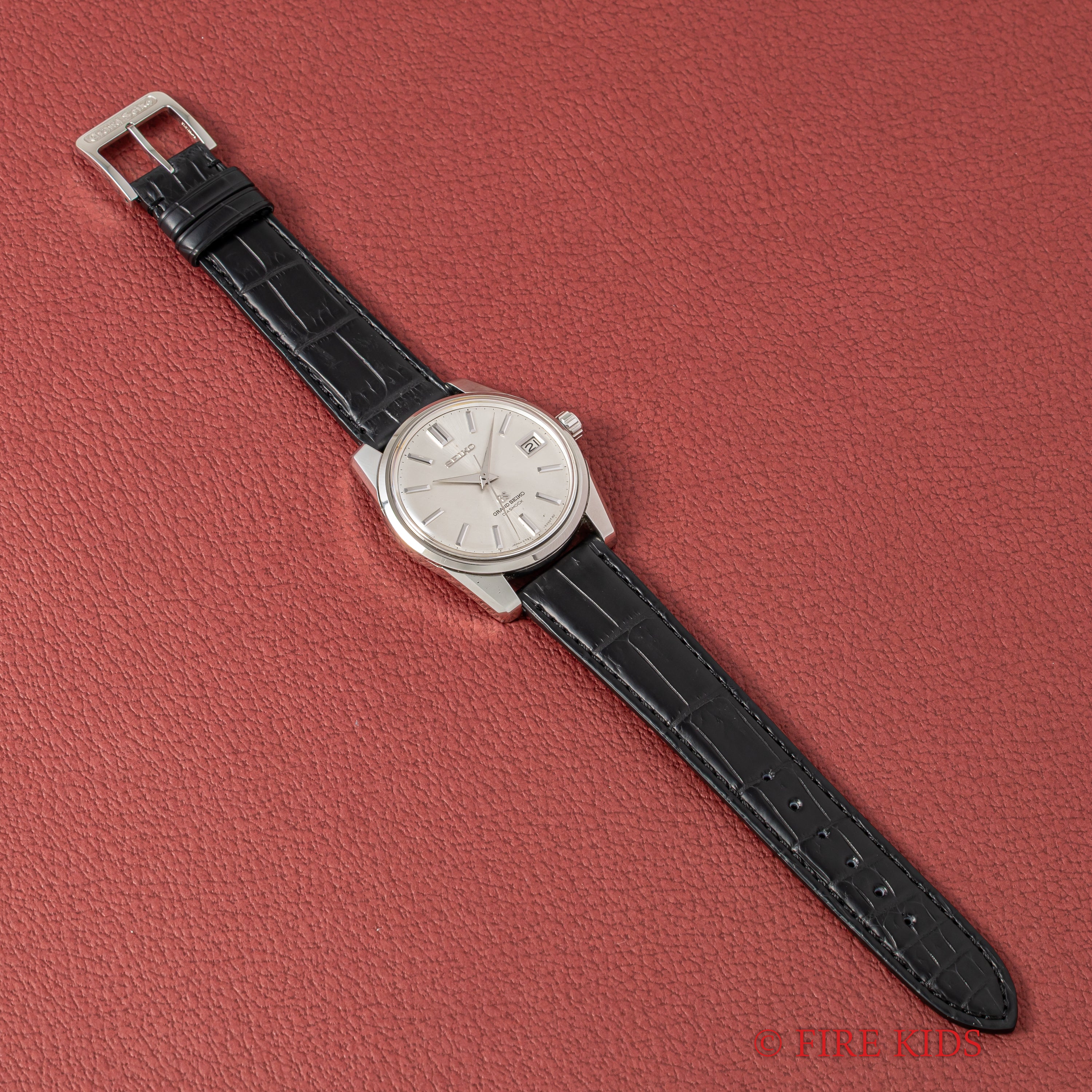 グランドセイコー セカンドモデル後期 1966年製 5722-9990 57GS セルフデーター ロービート手巻