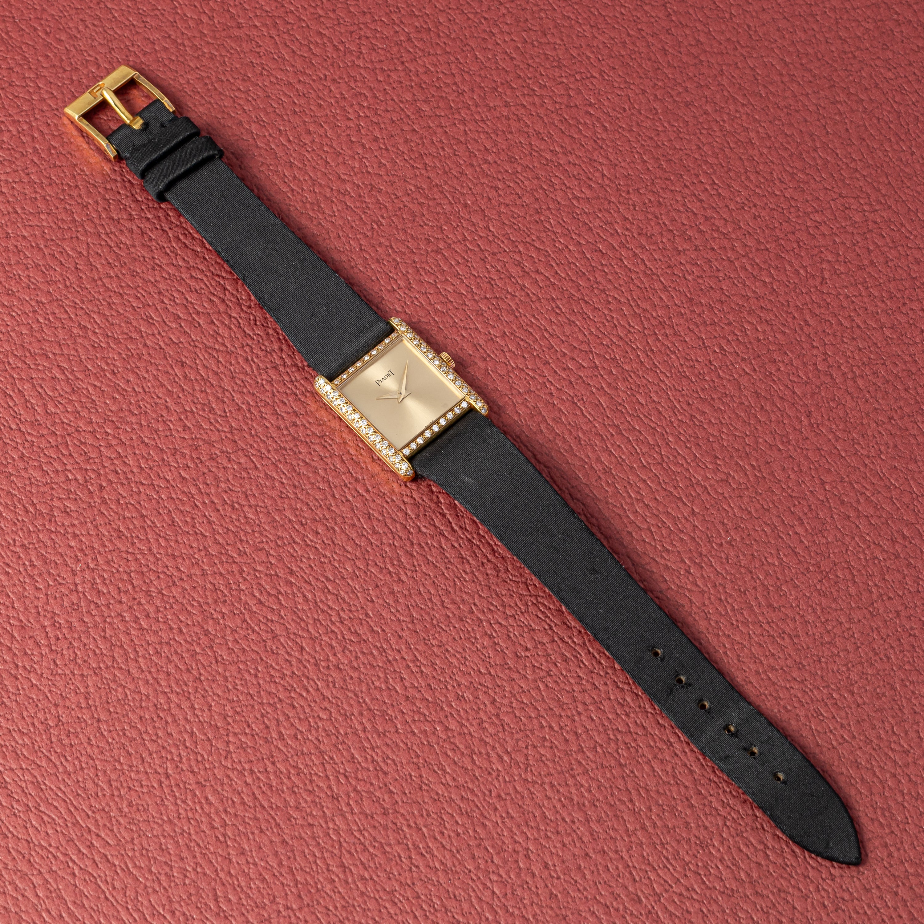 ピアジェ タンク 手巻き 18金無垢 レディース ダイヤベゼル 1980年代製 Ref.40825