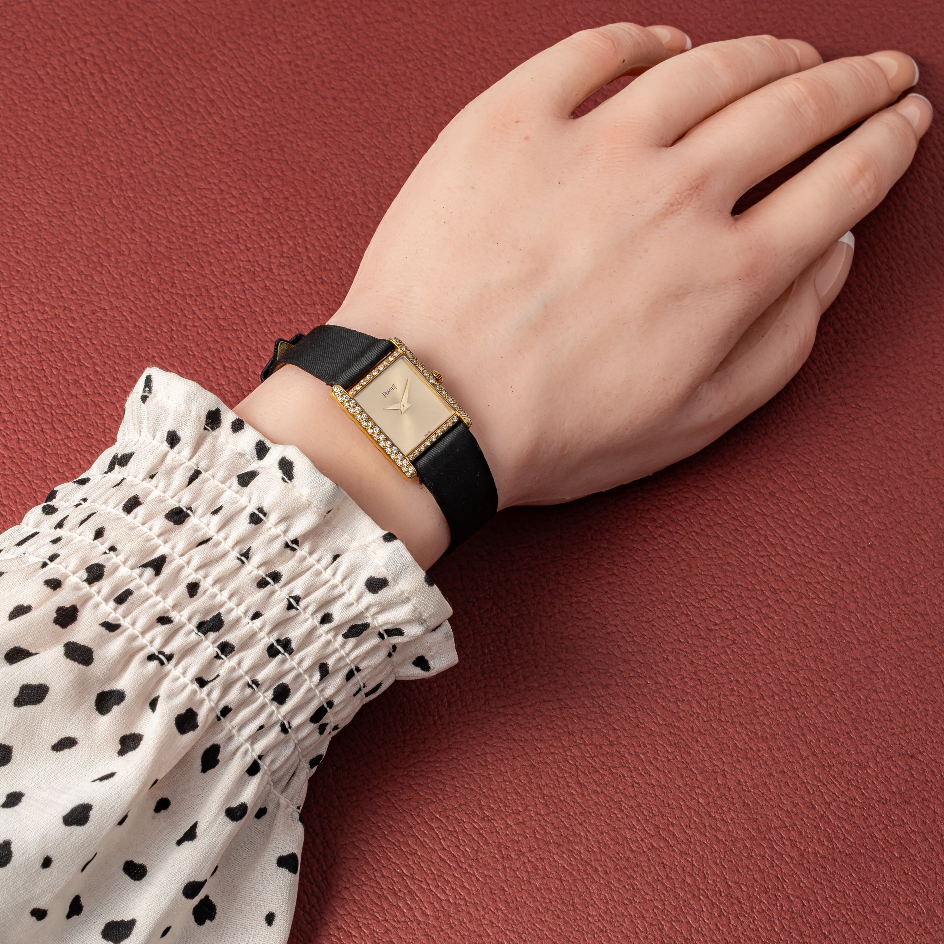 ピアジェ タンク 手巻き 18金無垢 レディース ダイヤベゼル 1980年代製 Ref.40825