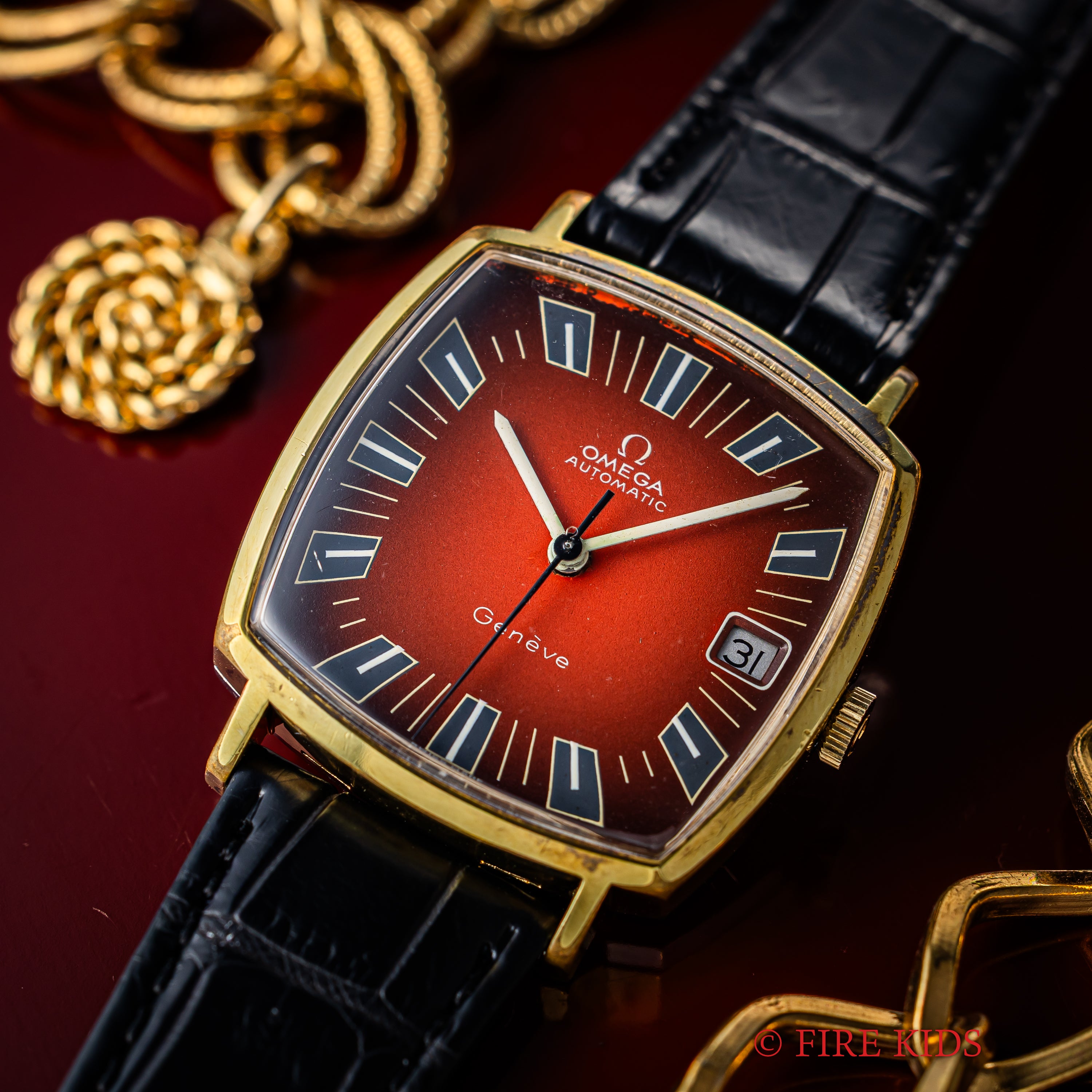 オメガ ジュネーブ スクエアケース 1969年製 オートマチック レッドグラデーションダイヤル 金張り/ステンバック