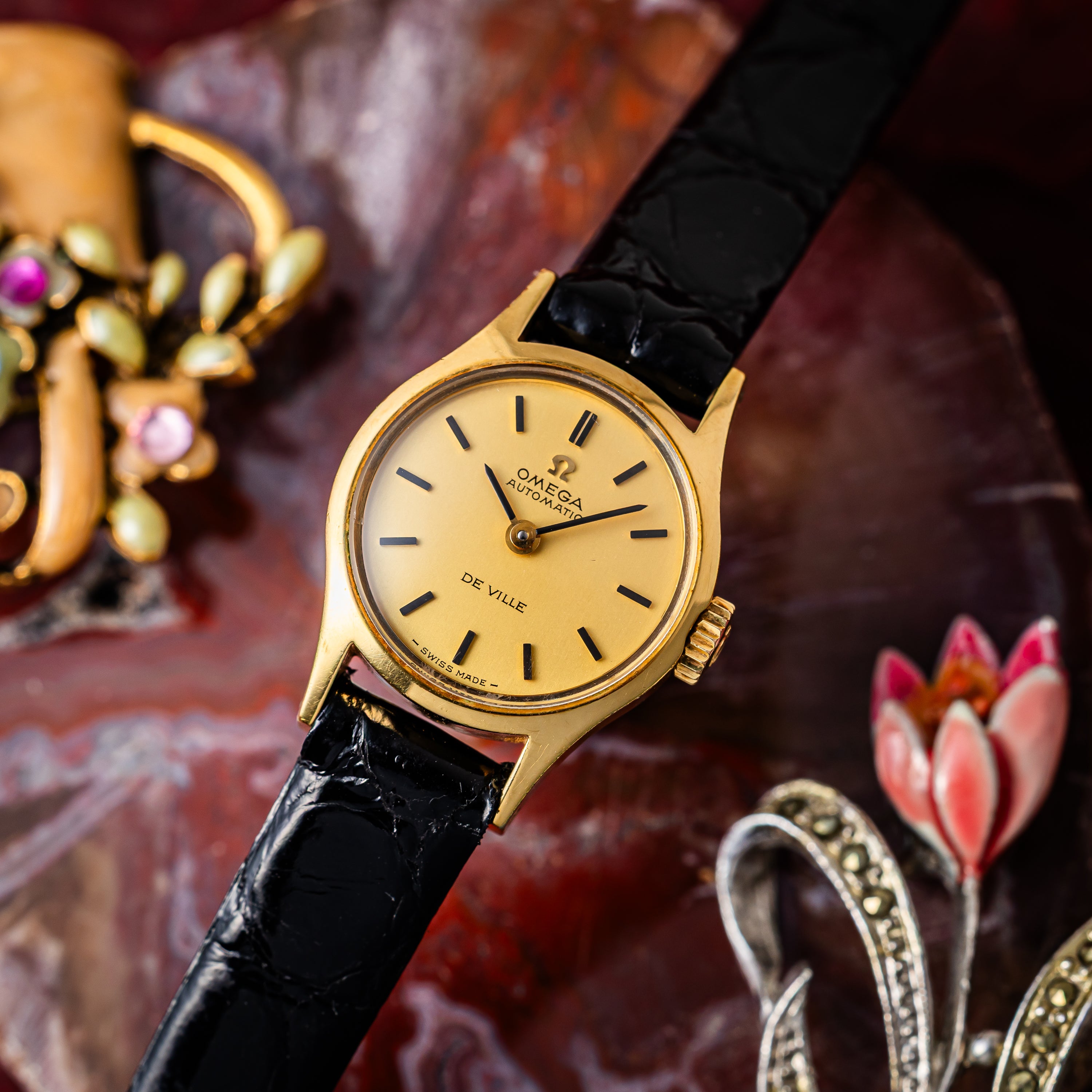 オメガ レディース デ・ヴィル 金張りケース 1971年製 自動巻き 純正尾錠付き