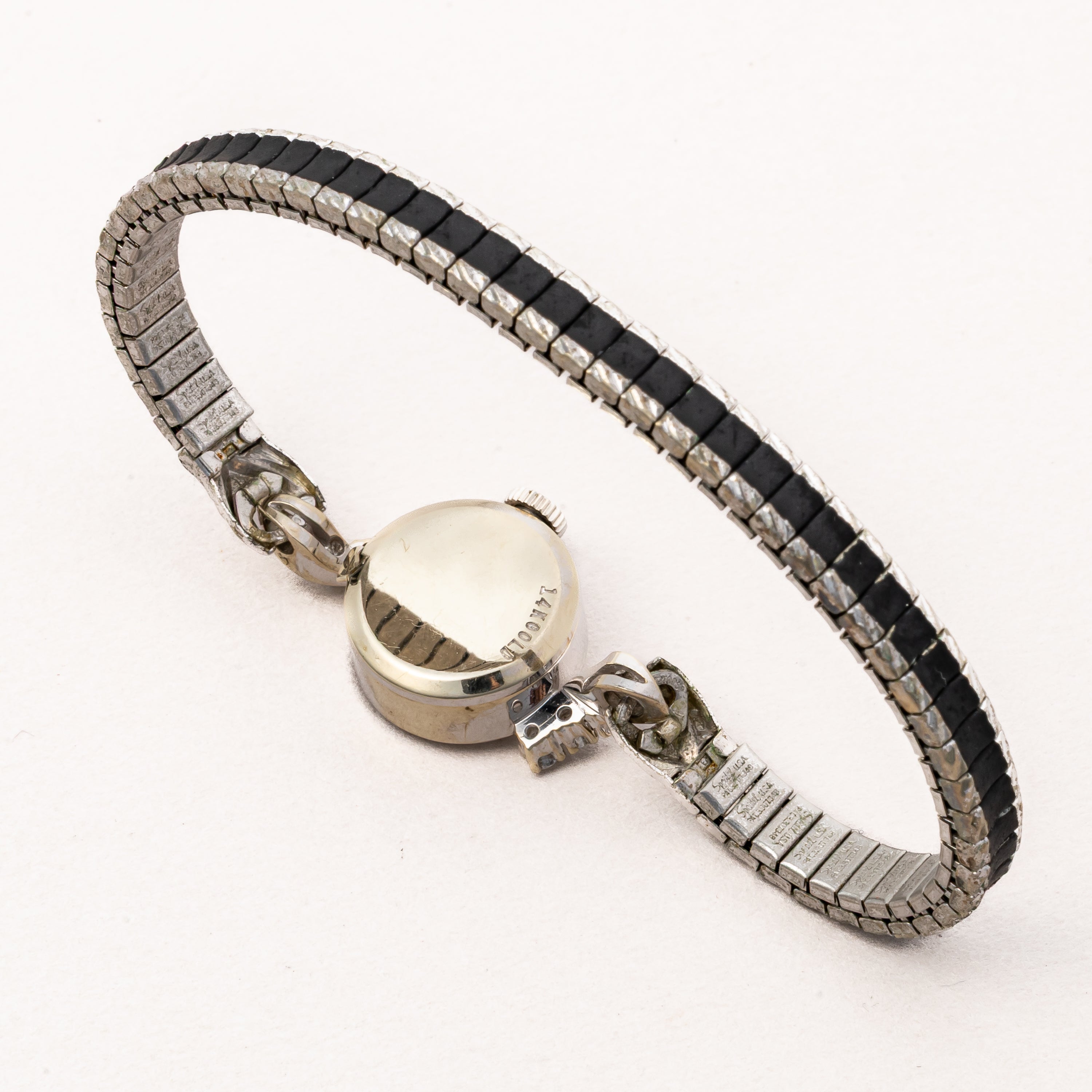 オメガ 14金無垢ホワイトゴールドレディース 1969年製 南京タイプ 手巻き ダイヤ