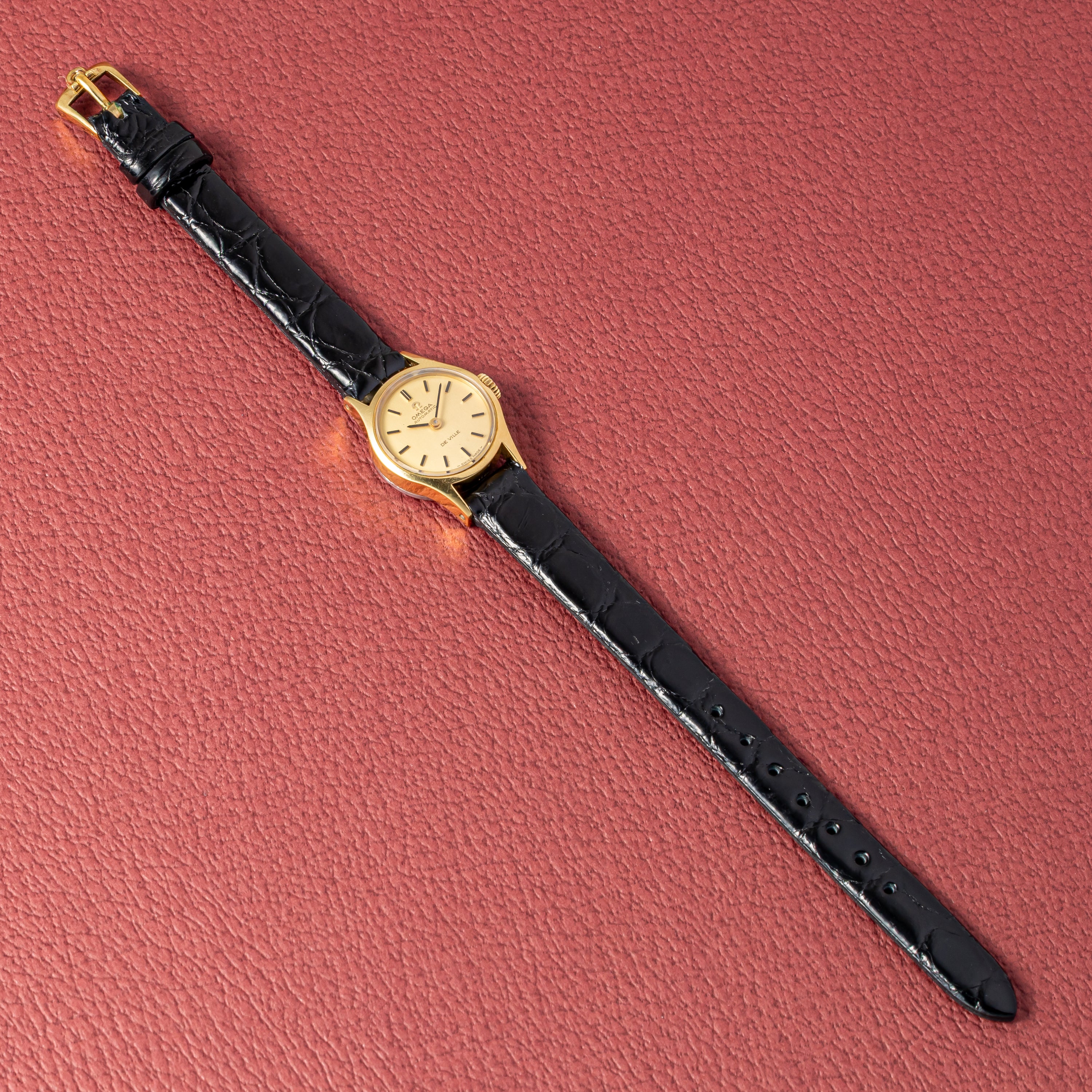 オメガ レディース デ・ヴィル 金張りケース 1971年製 自動巻き 純正尾錠付き