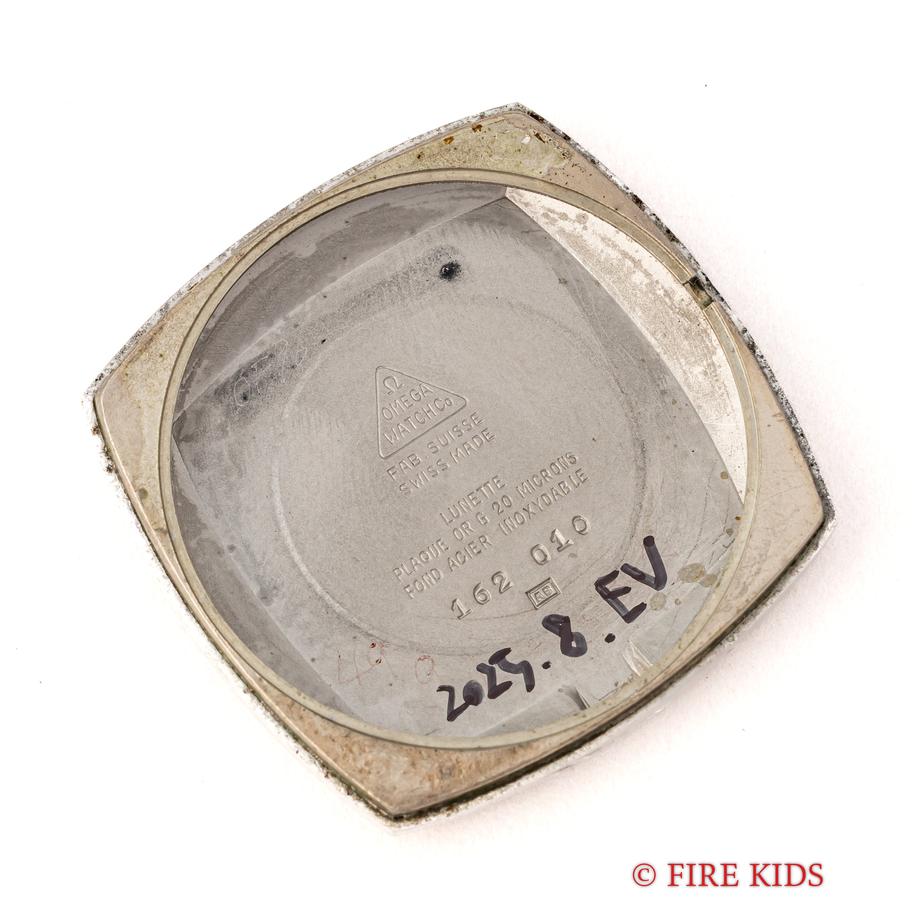 オメガ ジュネーブ スクエアケース 1969年製 オートマチック レッドグラデーションダイヤル 金張り/ステンバック