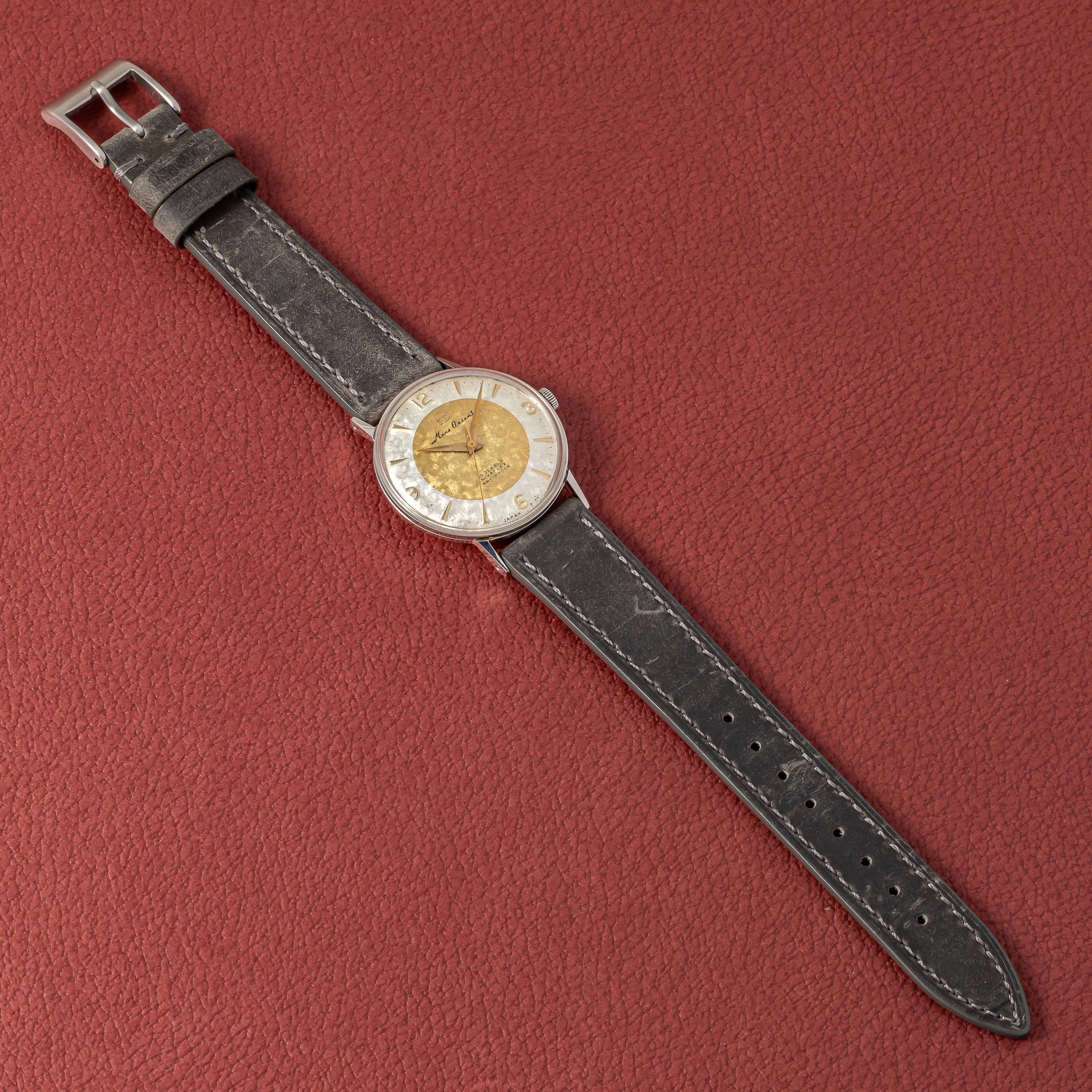 オリエント マルス 1957~58年製 19石手巻きツートンダイヤル