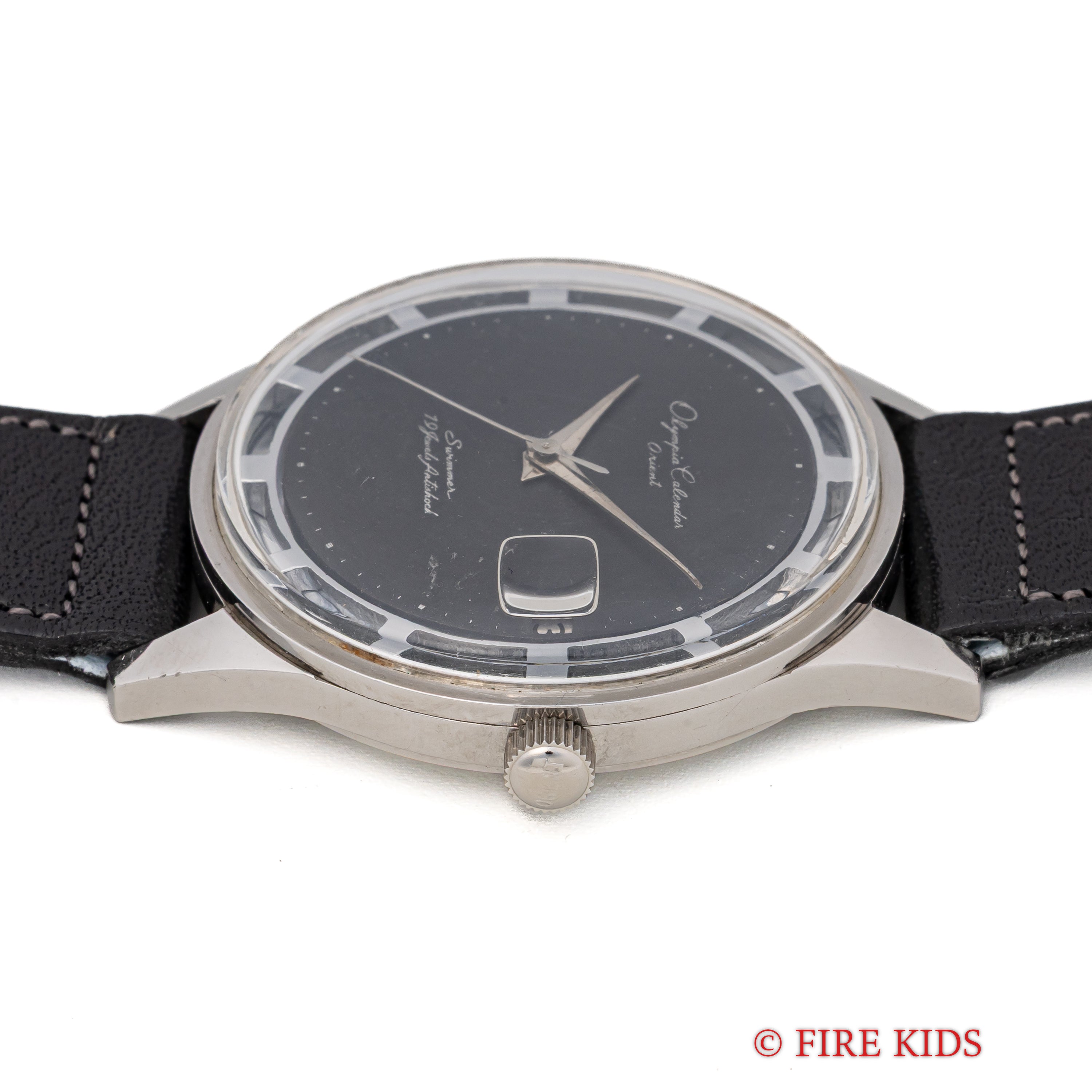 オリエント オリンピアカレンダー ブラックダイヤル 1960年代製 純正尾錠