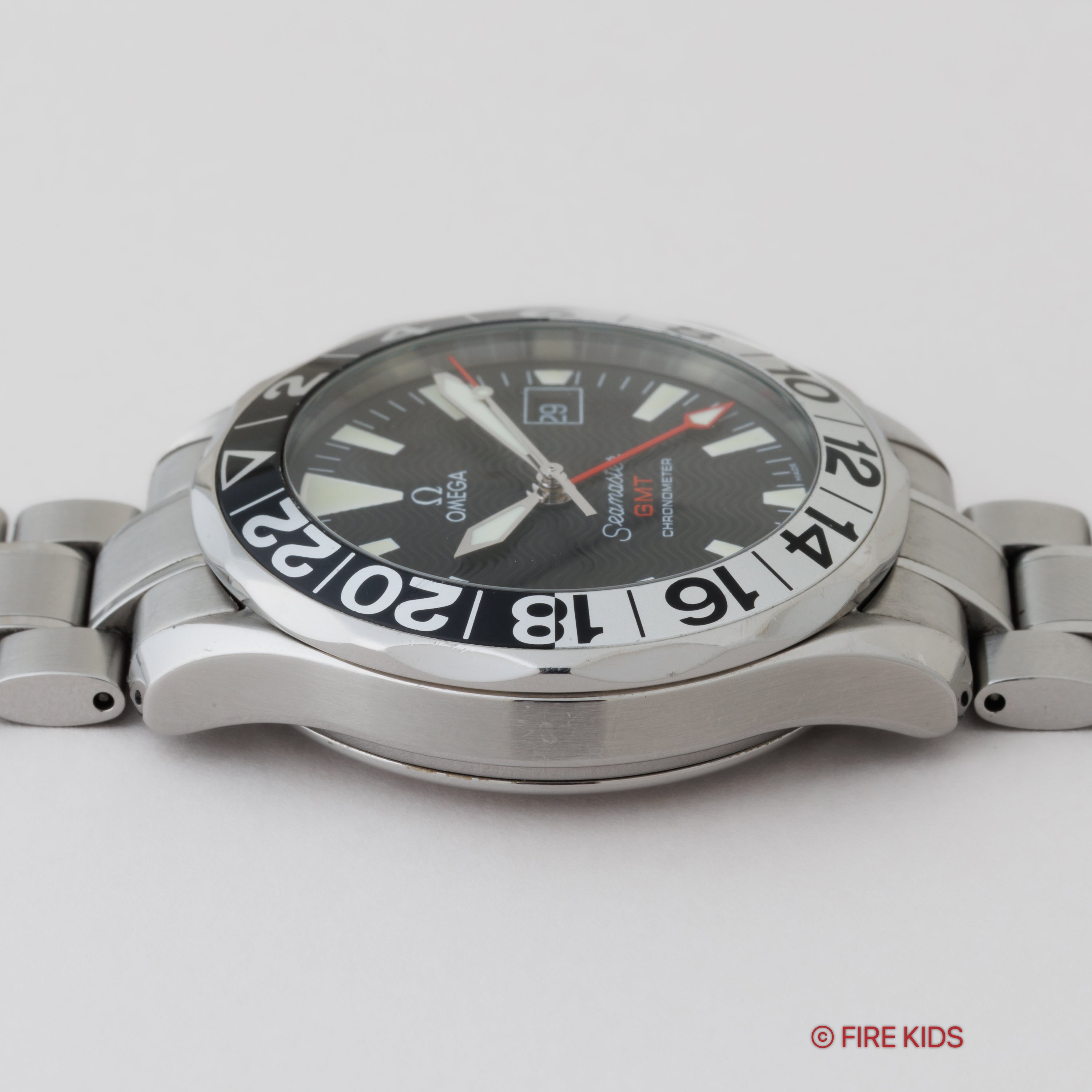 オメガ シーマスターGMT 1998年製 シーマスター誕生50周年記念モデル 箱、ギャラ付き