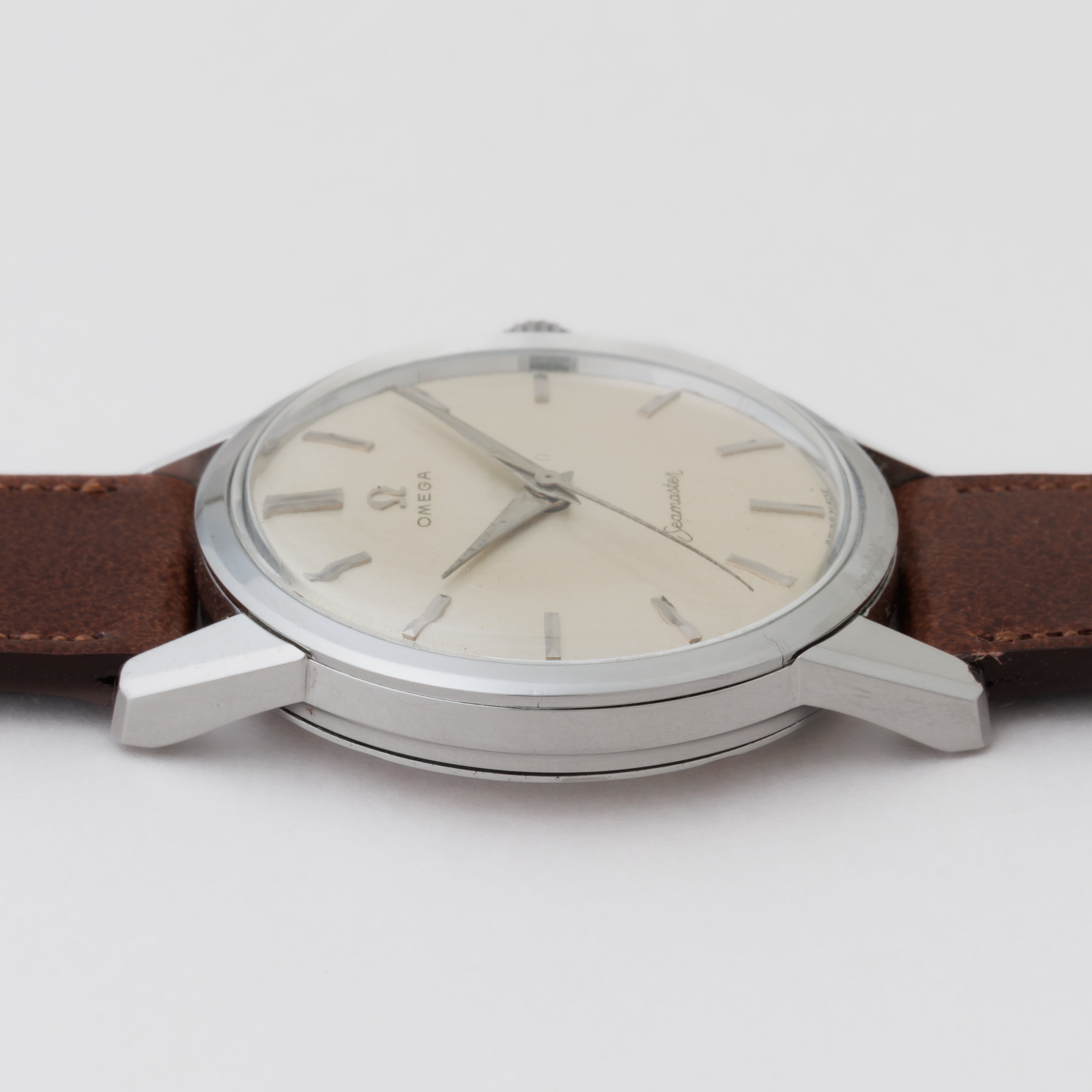 オメガ シーマスター BIGケース 30mmキャリバー 手巻き 1961年製 Ref.14390-61-SC Cal.285