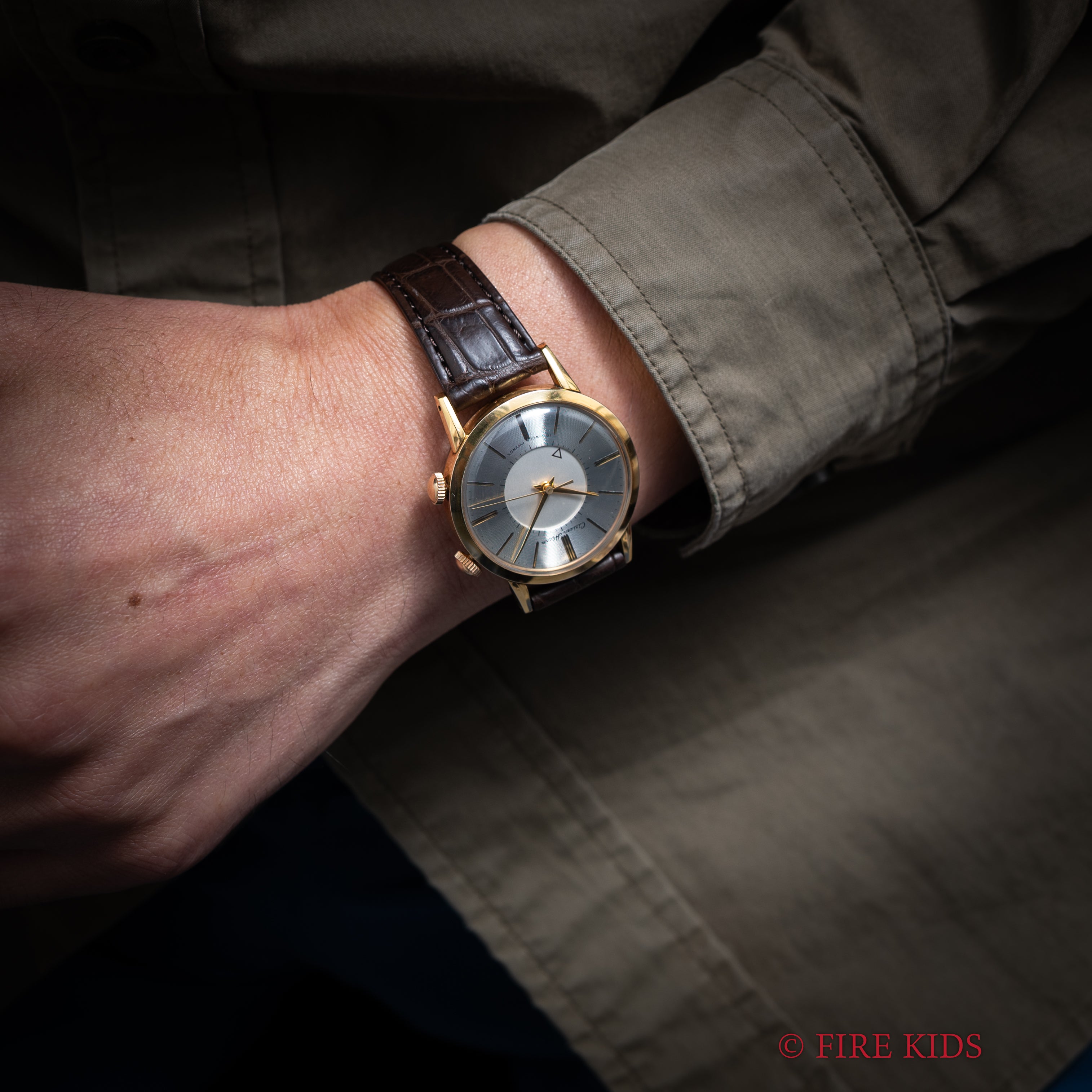 シチズン アラーム 手巻き 1950年代製 ジャガールクルトフェイス 初期 純正尾錠、箱付き