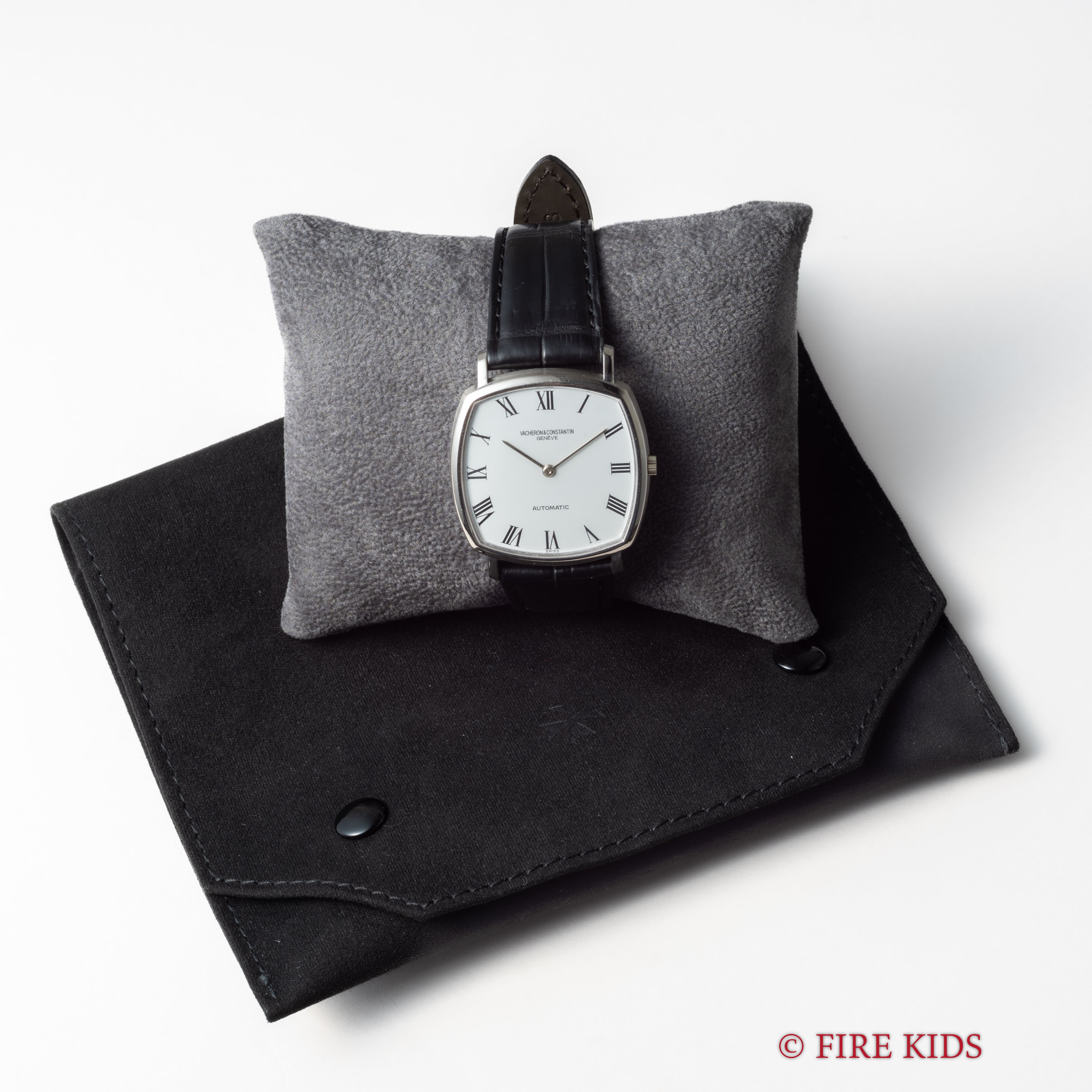 ヴァシュロン・コンスタンタン スクエアケース 1970年代製 18金無垢ホワイトゴールド 自動巻 Cal.1120