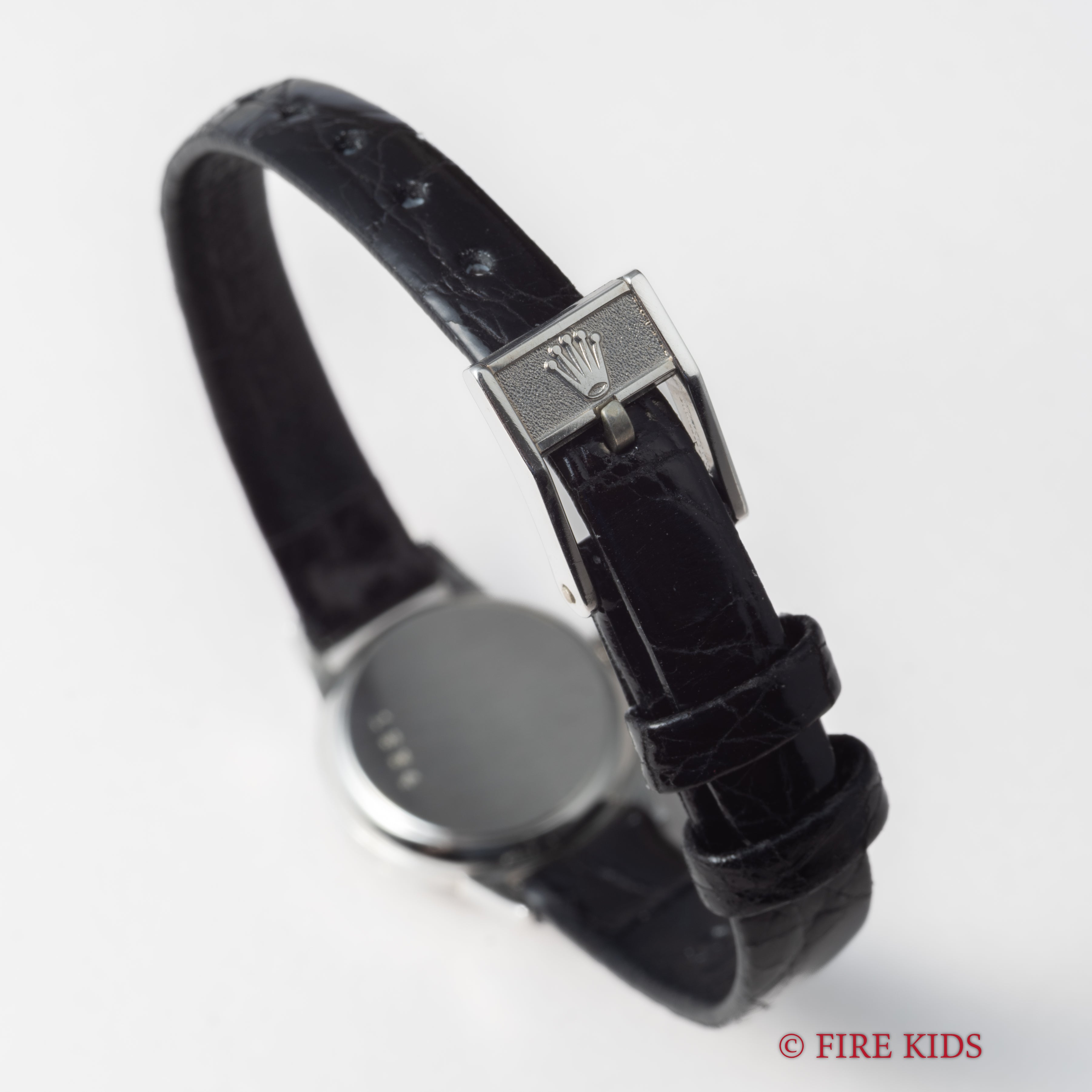 チューダー 小薔薇 レディース ラウンドケース 1966年製 手巻 王冠リューズ 王冠尾錠