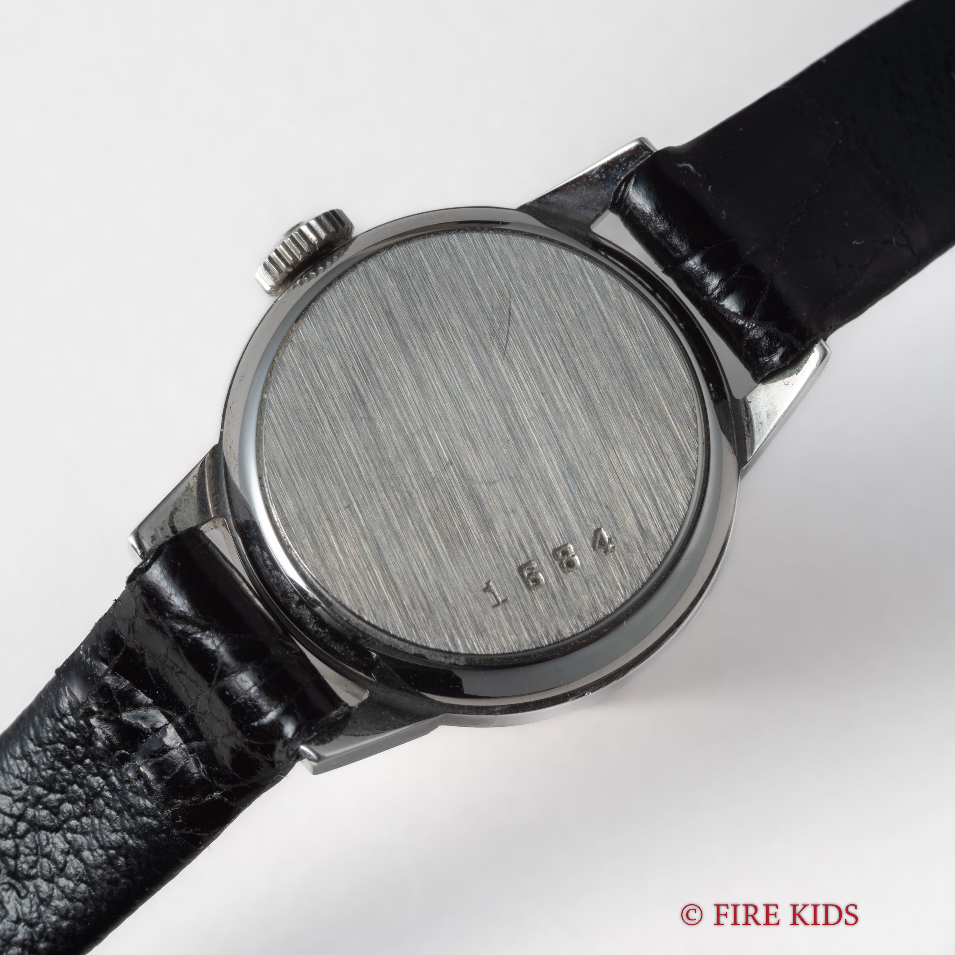 チューダー 小薔薇 レディース ラウンドケース 1966年製 手巻 王冠リューズ 王冠尾錠