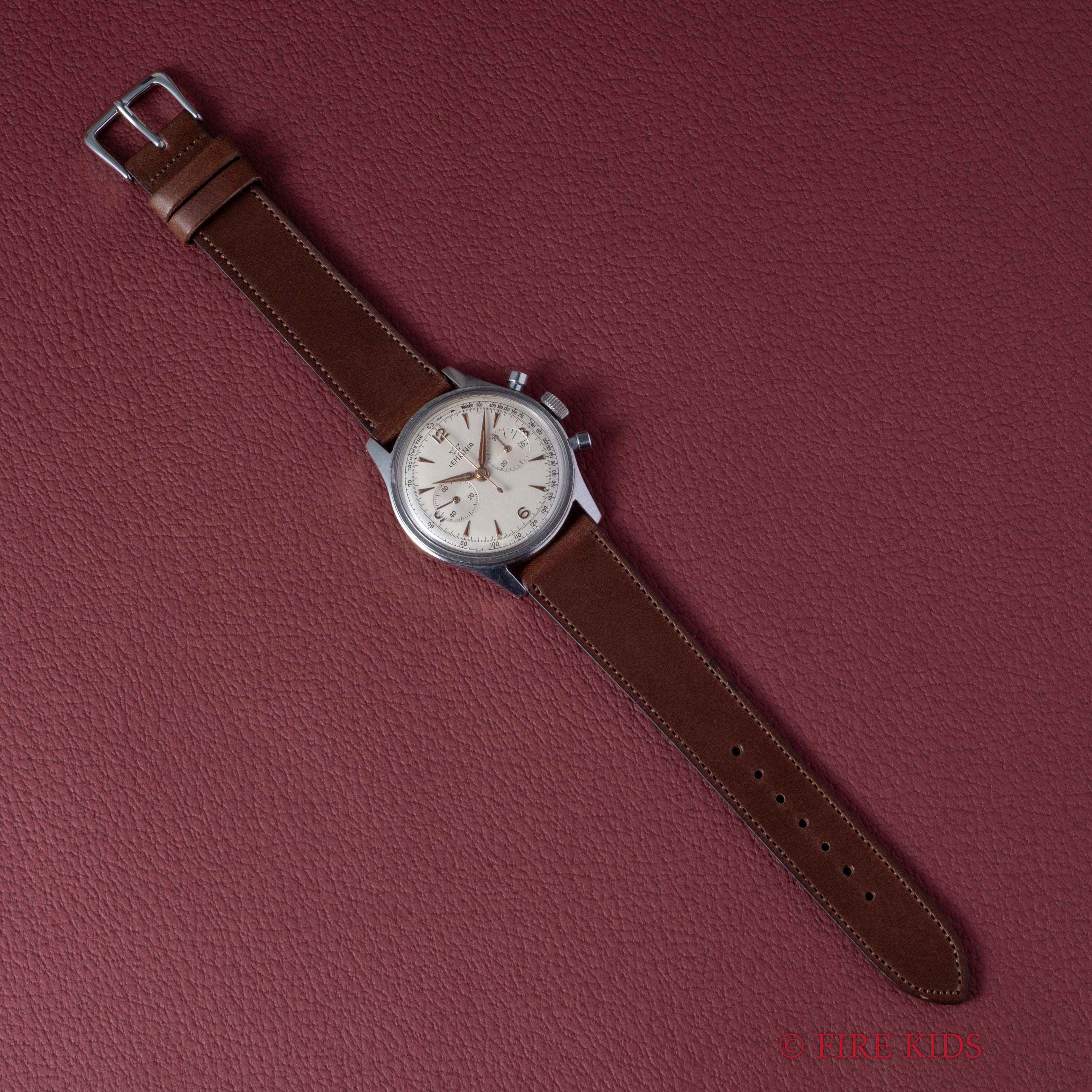 レマニア 1950年代製 2レジスタークロノグラフ Cal.27CH 手巻き