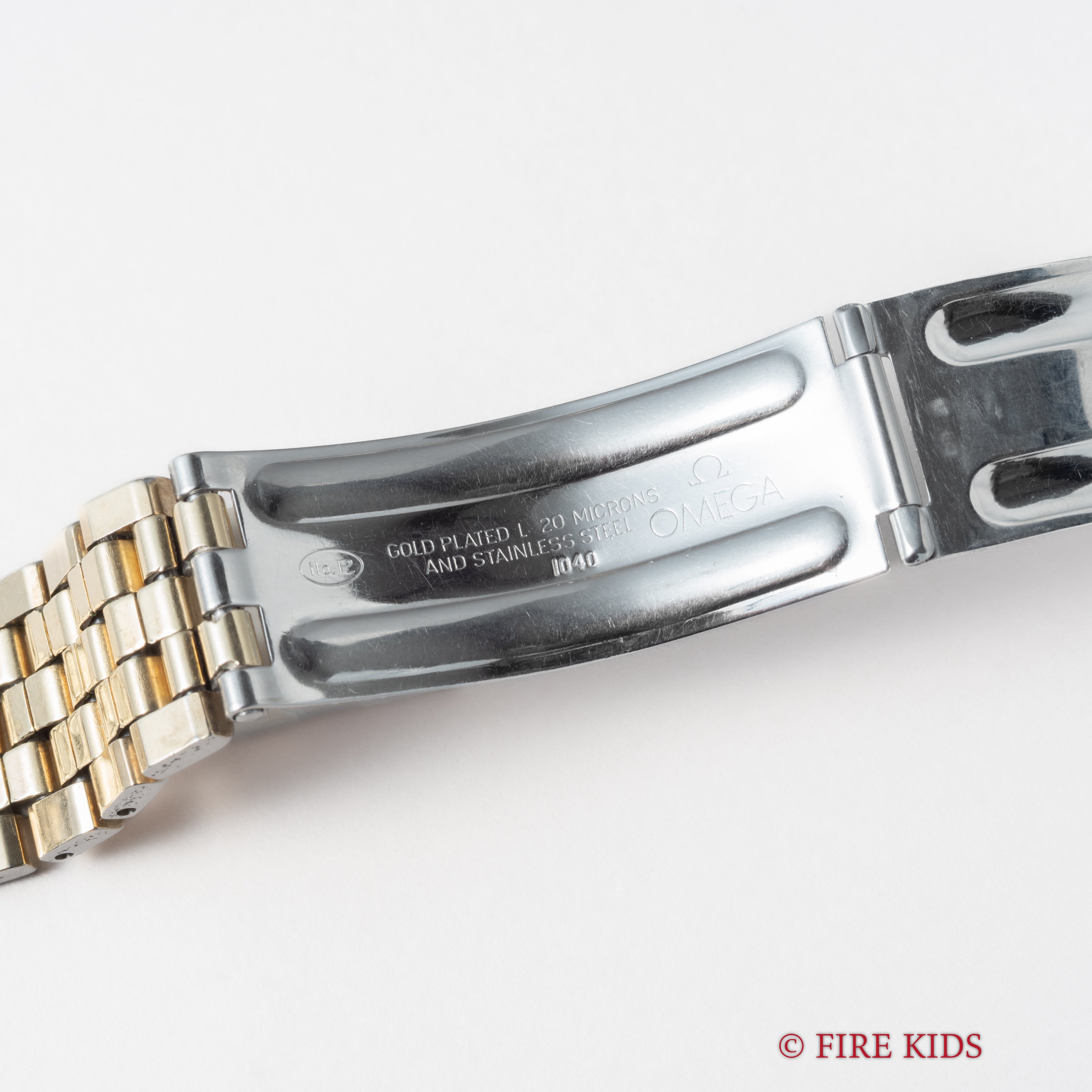 オメガ コンステレーション Cライン前期 マイスターWネーム トップゴールド 1969年製 ジェンタデザイン Ref.168017SP 純正ブレスレット付き