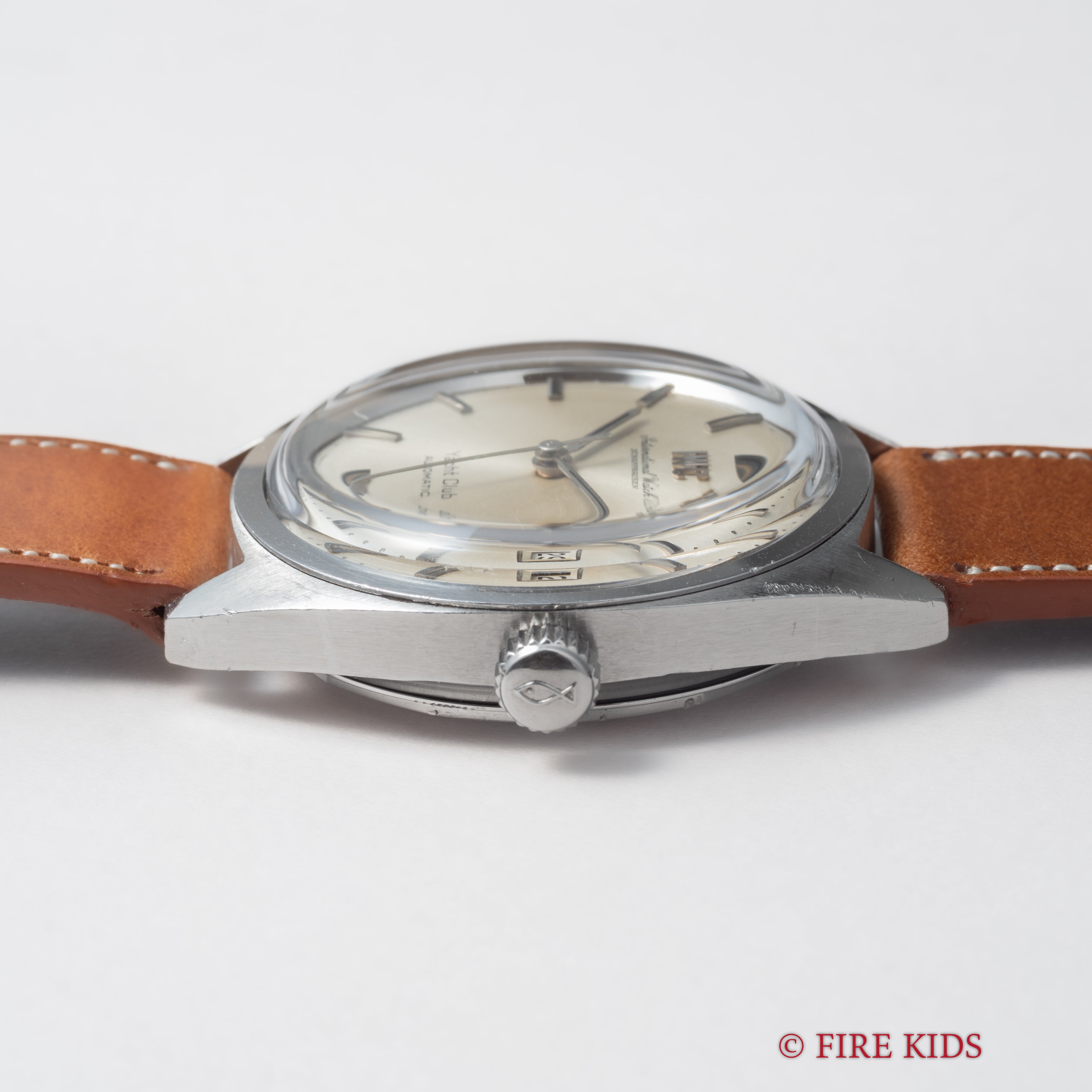 IWC ヨットクラブ 1969年製 シルバーダイヤル ペラトン式自動巻き Ref.R811 Cal.8541B