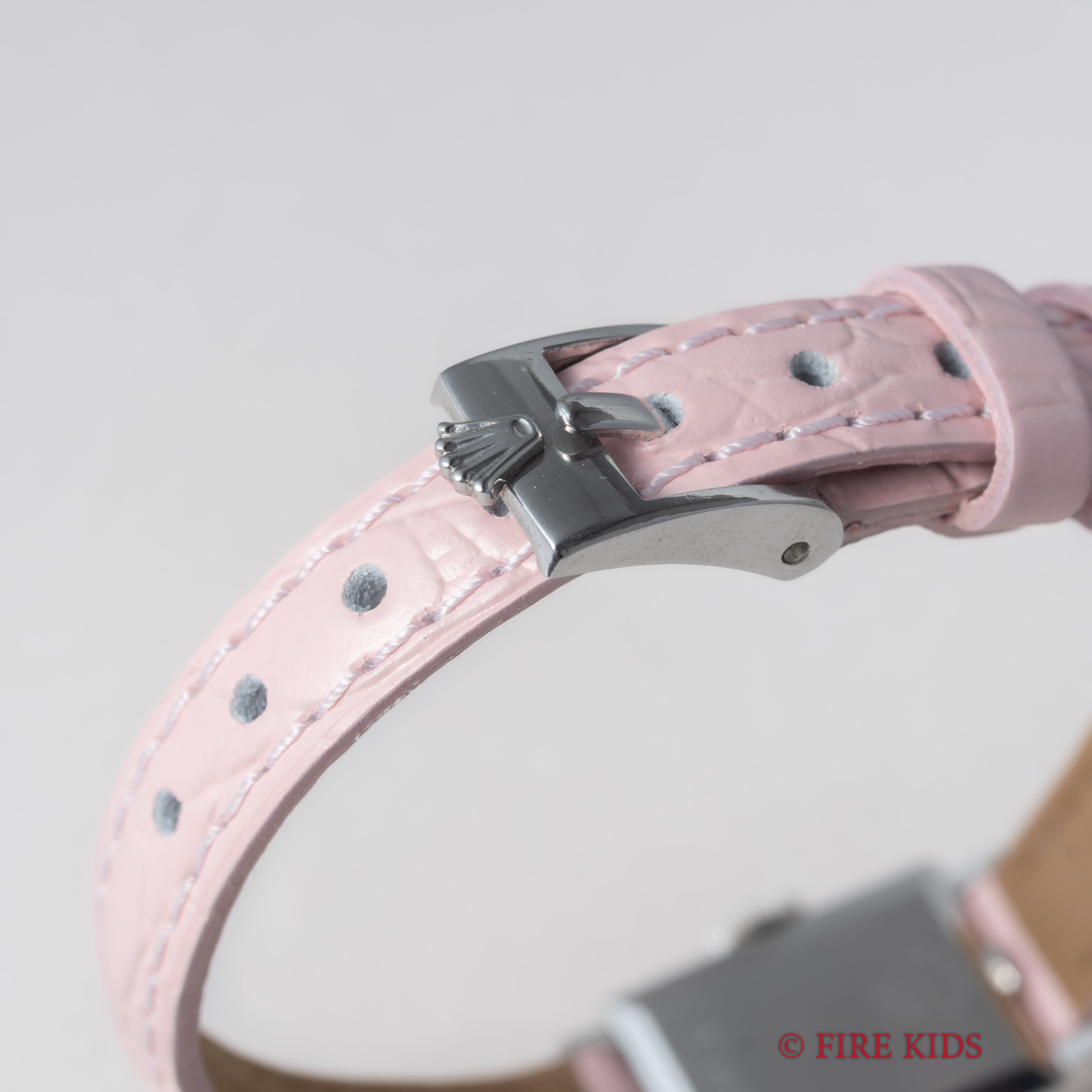 ロレックス レディース 1973年製 18金無垢ホワイトゴールドスクエアケース 純正尾錠付き 手巻き