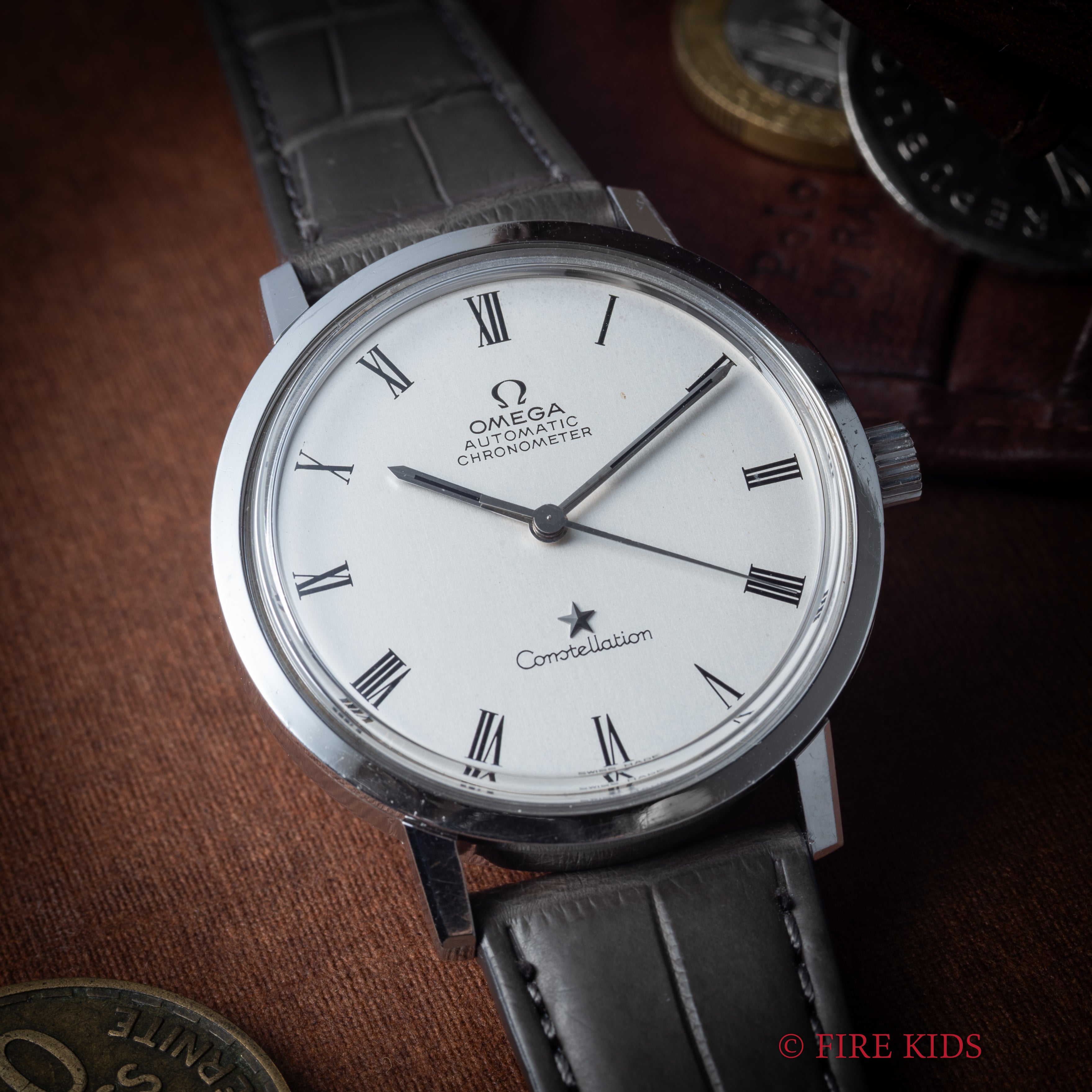 オメガ コンステレーション シルバーローマンダイヤル 1973年製 ハイビート自動巻きクロノメーター Cal.1011