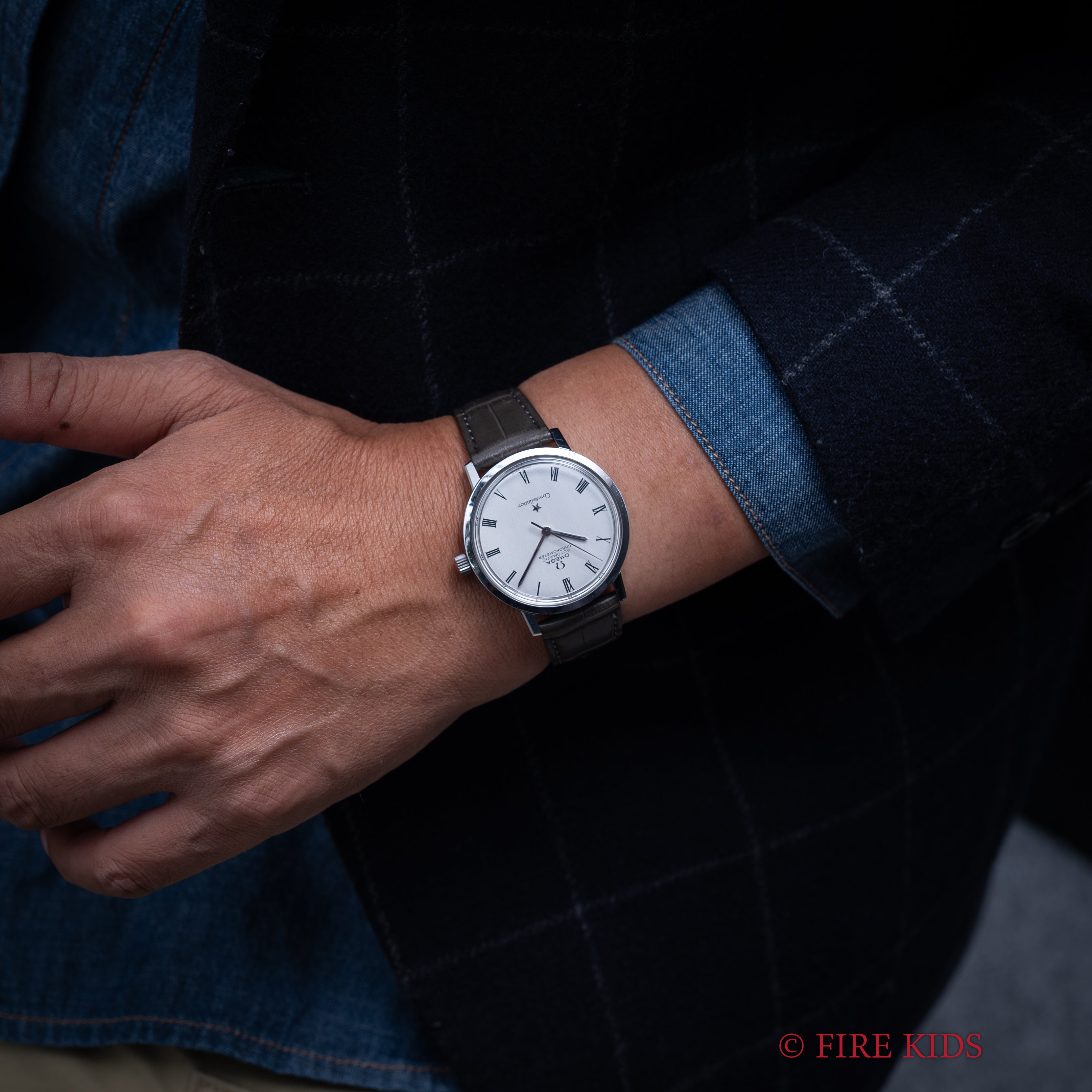 オメガ コンステレーション シルバーローマンダイヤル 1973年製 ハイビート自動巻きクロノメーター Cal.1011