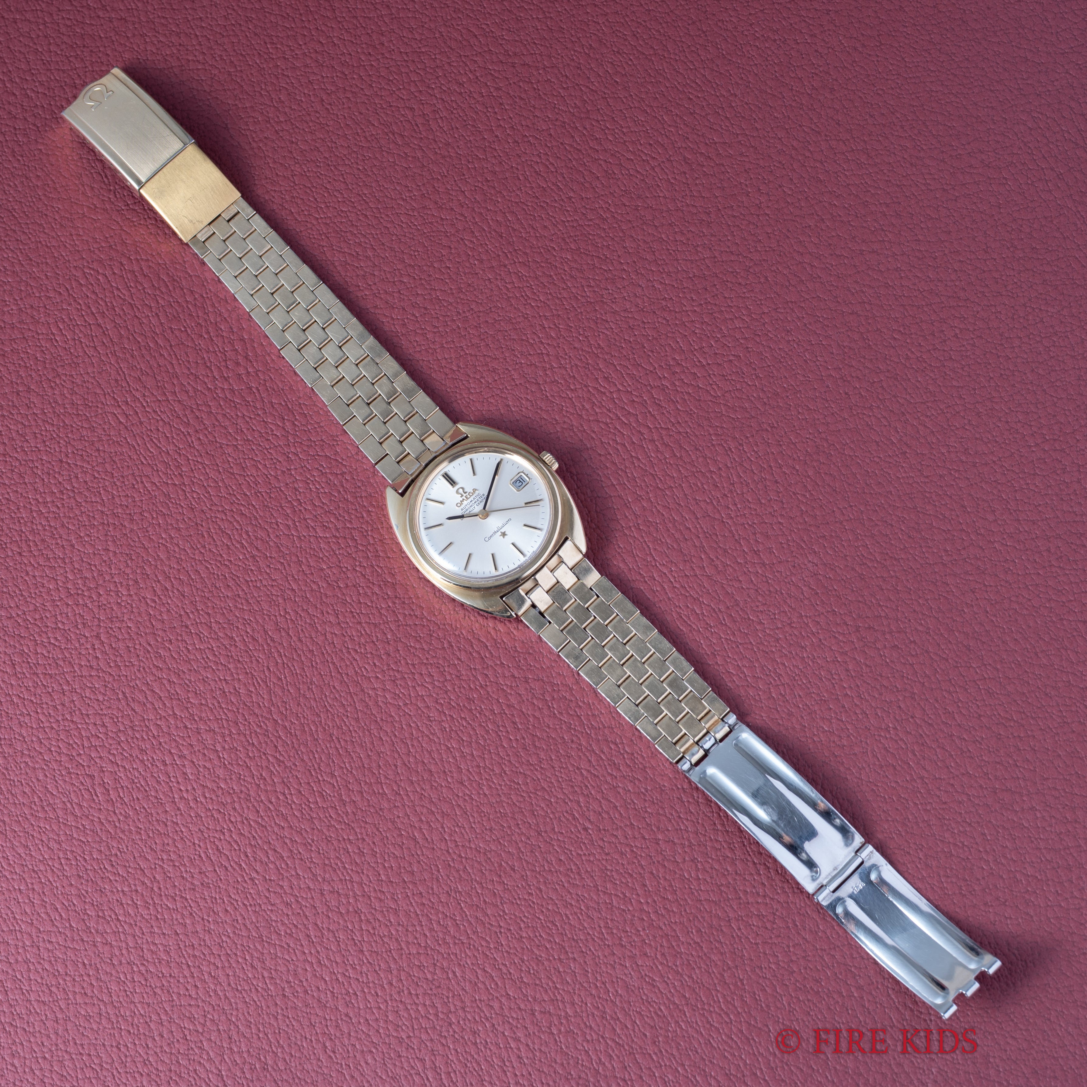 オメガ コンステレーション 金張り 1969年製 ジェンタデザイン Ref.168.017SP 純正ブレスレット付き