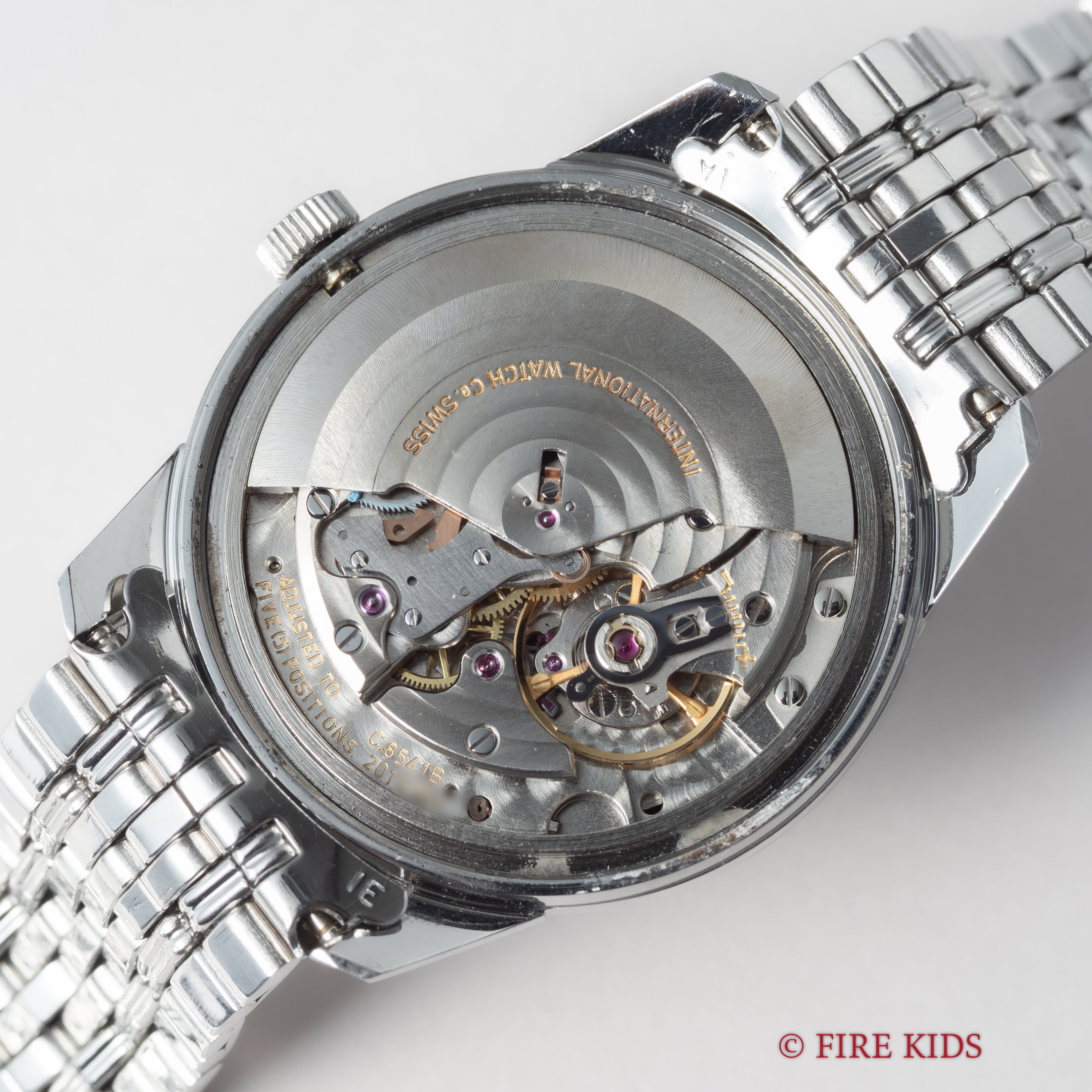 IWC 1970年製(昭和45年製) グレー文字盤ラウンドケース 自動巻き R810AD Cal.8541 純正ステンレスブレス