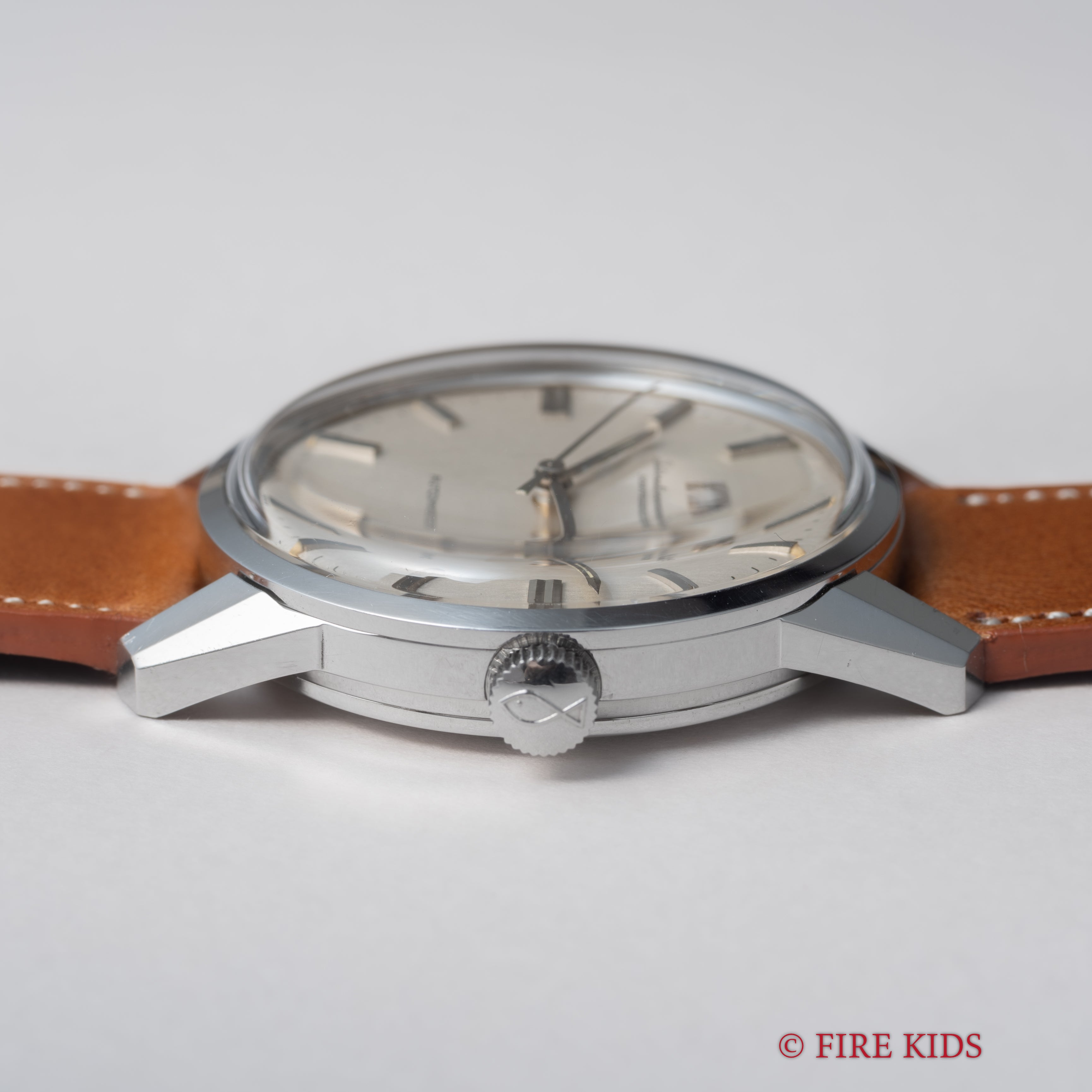 IWC 1972年製 ラウンドケース ペラトン式自動巻き Cal.854B R810A お魚リューズ