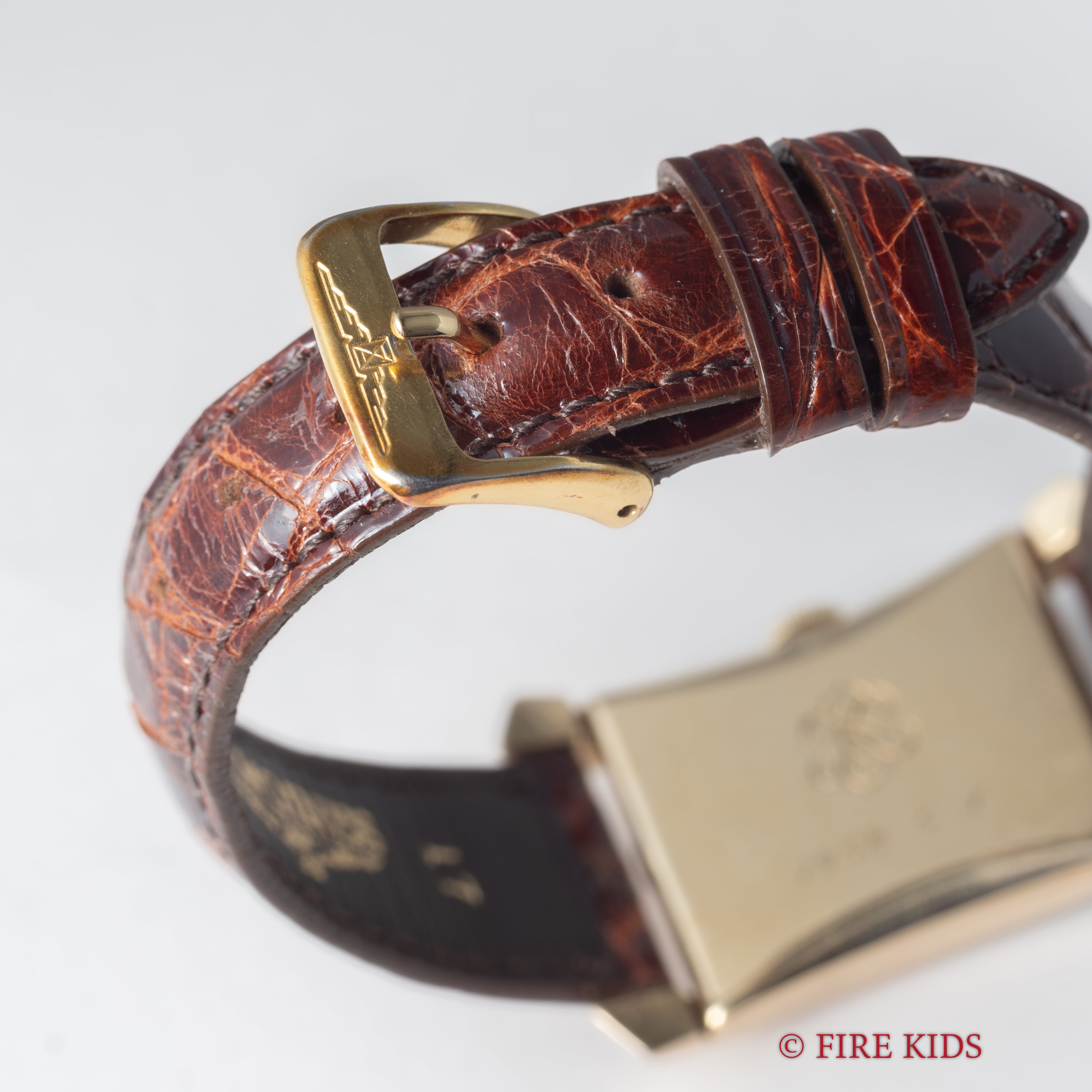 ロンジン 14金無垢 フレアードケース アワーグラス 手巻き 1952年刻印 Cal.9LT カットガラス