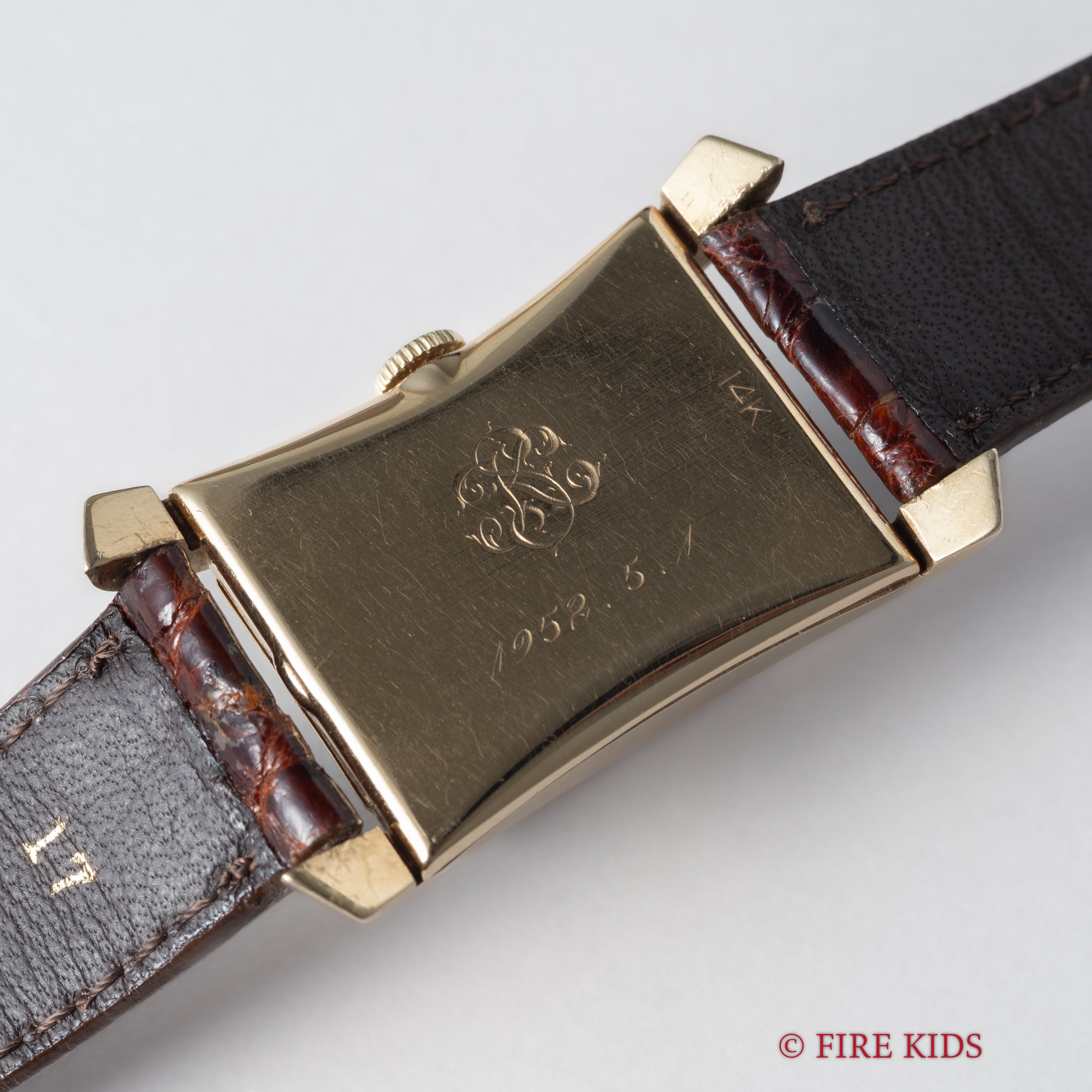 ロンジン 14金無垢 フレアードケース アワーグラス 手巻き 1952年刻印 Cal.9LT カットガラス