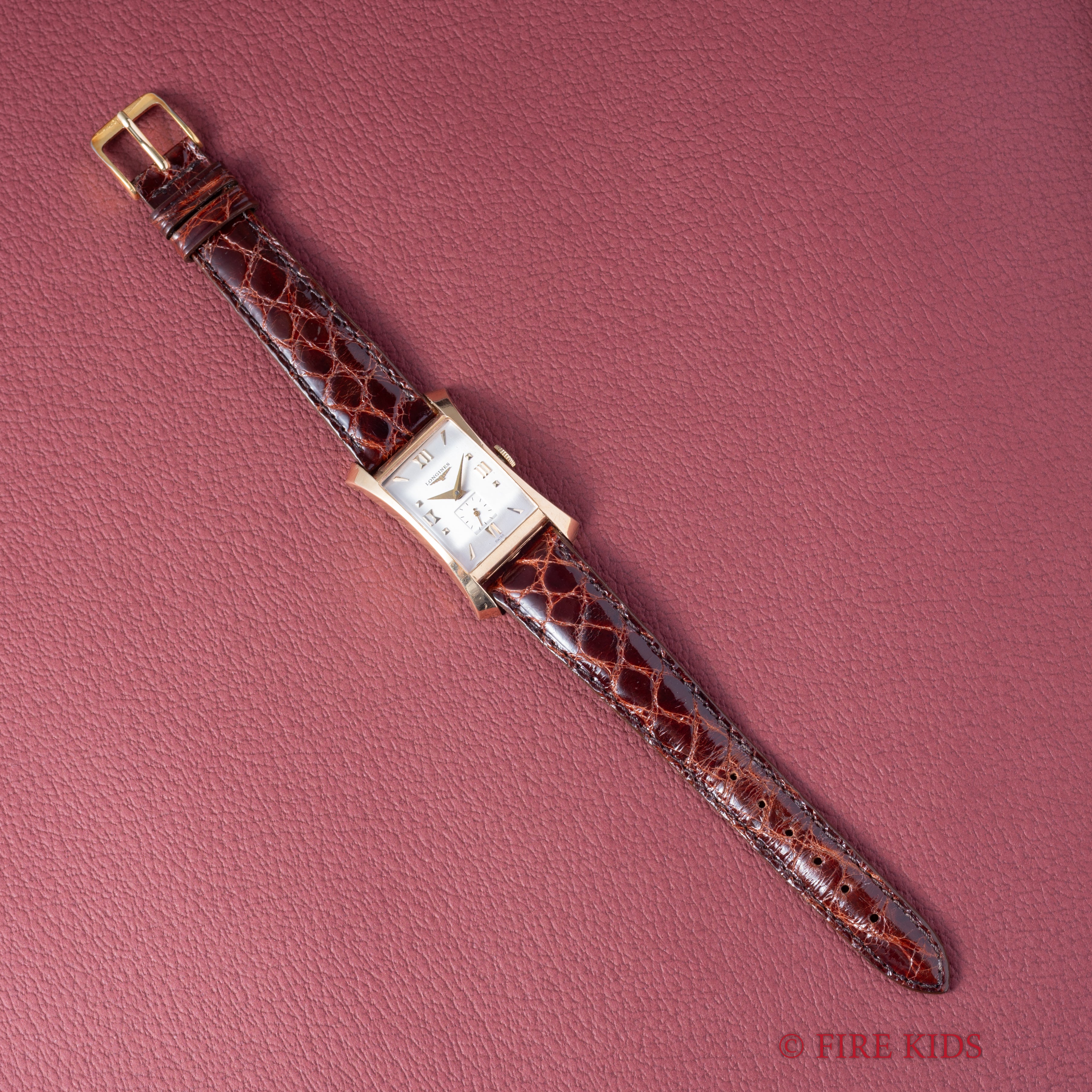 ロンジン 14金無垢 フレアードケース アワーグラス 手巻き 1952年刻印 Cal.9LT カットガラス