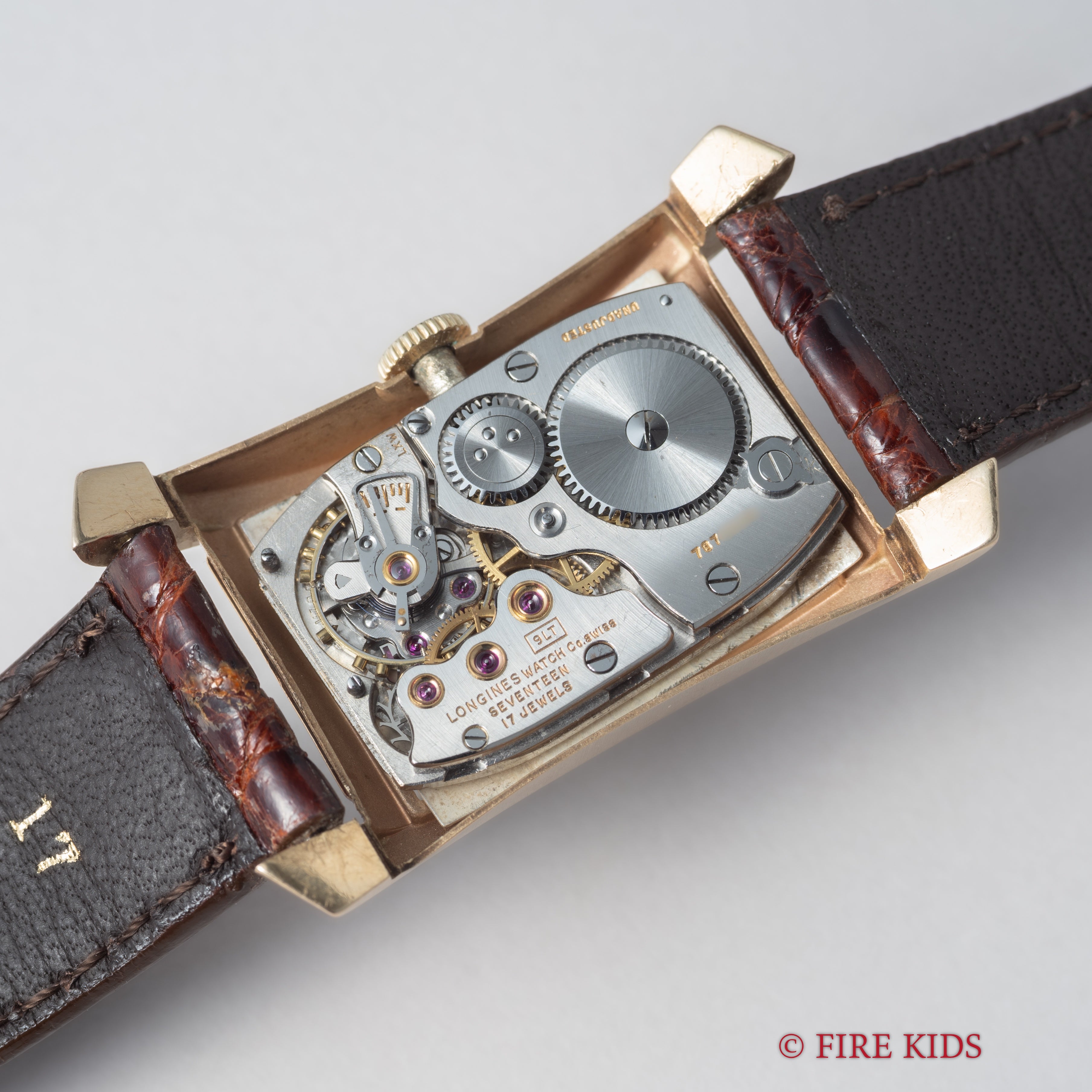 ロンジン 14金無垢 フレアードケース アワーグラス 手巻き 1952年刻印 Cal.9LT カットガラス