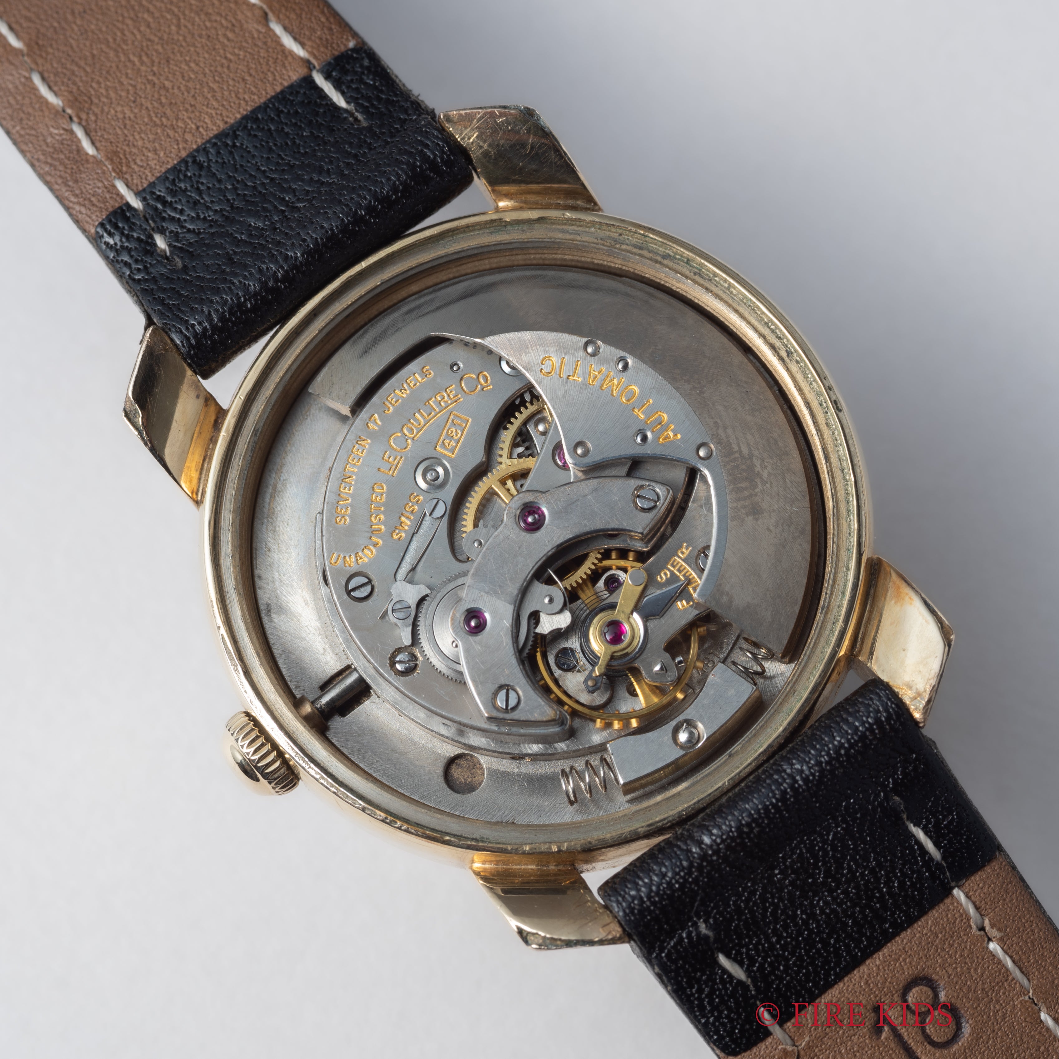 ルクルト インジケーター ブラックミラーダイヤル 1950年代製 10KGF バンパー式自動巻 スクリューバック