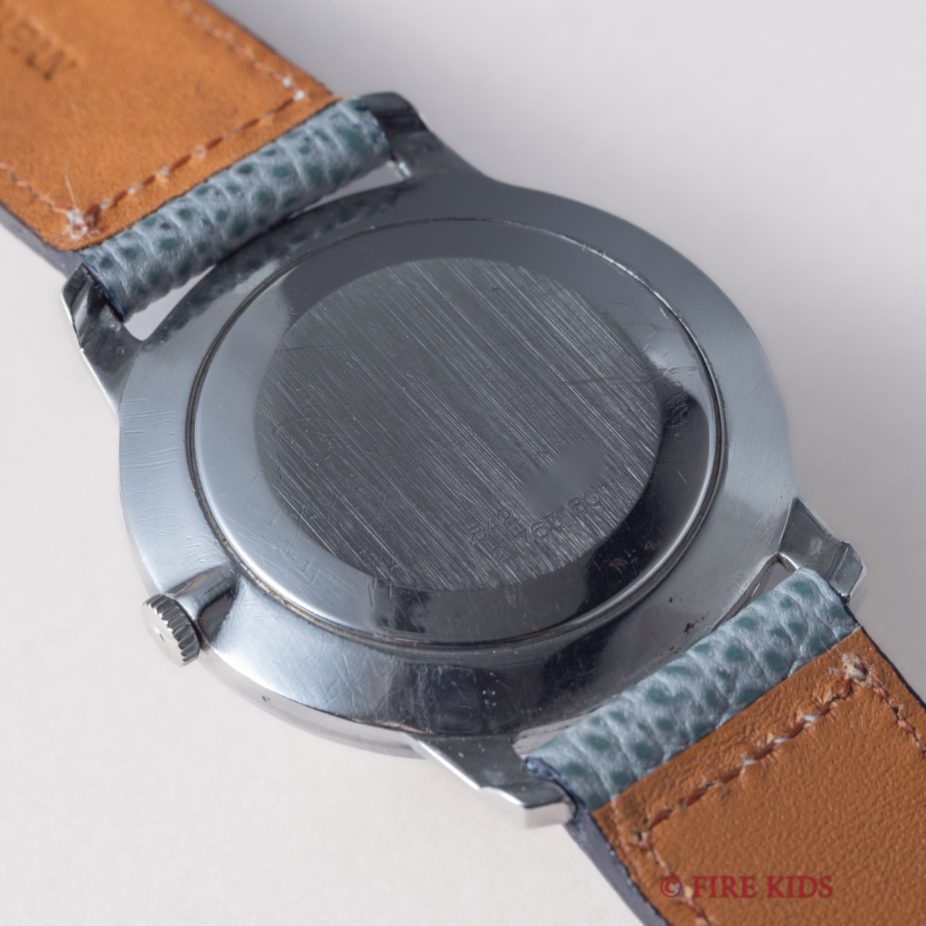 ユニバーサル・ジュネーブ アルテッセ 1980年代製 ラウンド ホワイトローマン 手巻き Ref.842101 Cal.42