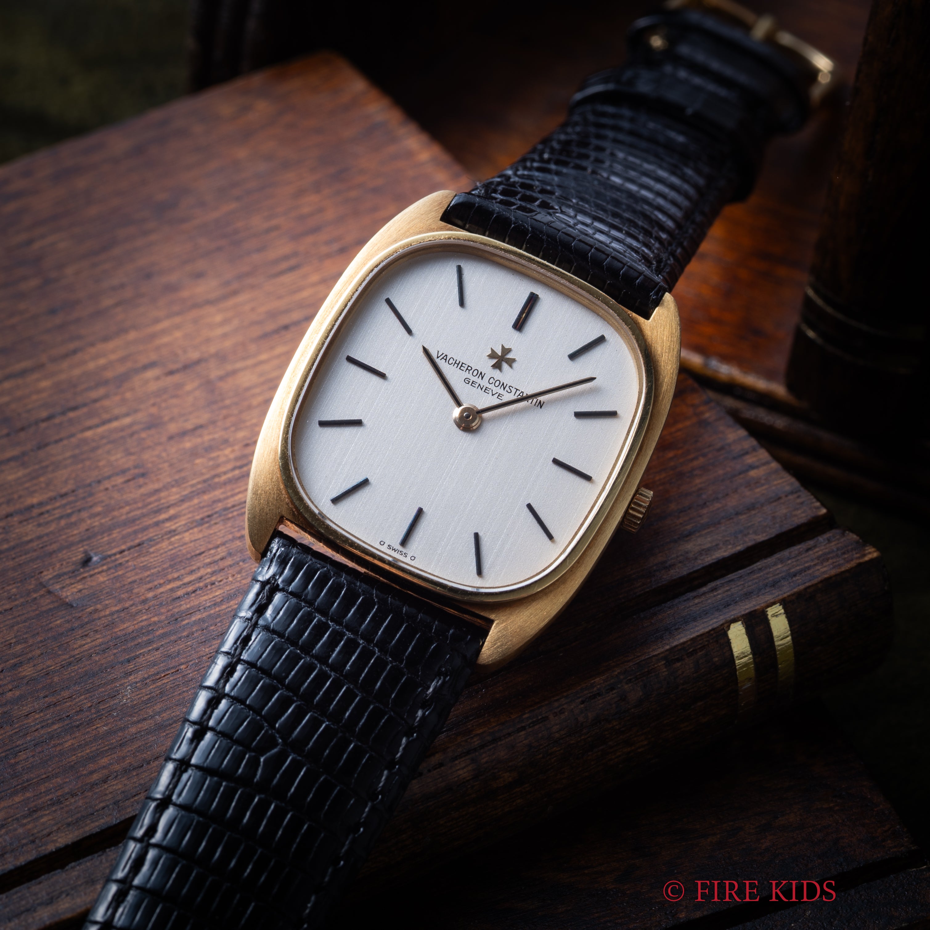 ヴァシュロン・コンスタンタン 1980年代製 トノーケース 18金無垢