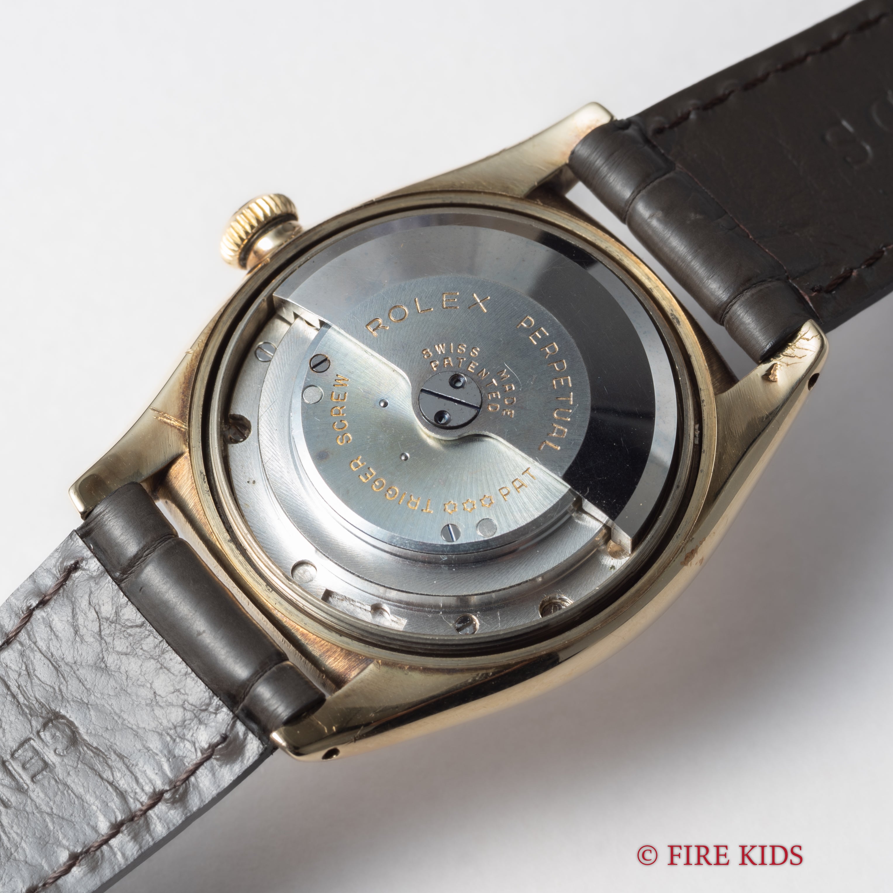 ロレックス 14金無垢バブルバック 1946年製 Ref.3131 オリジナルダイヤル 18金無垢尾錠