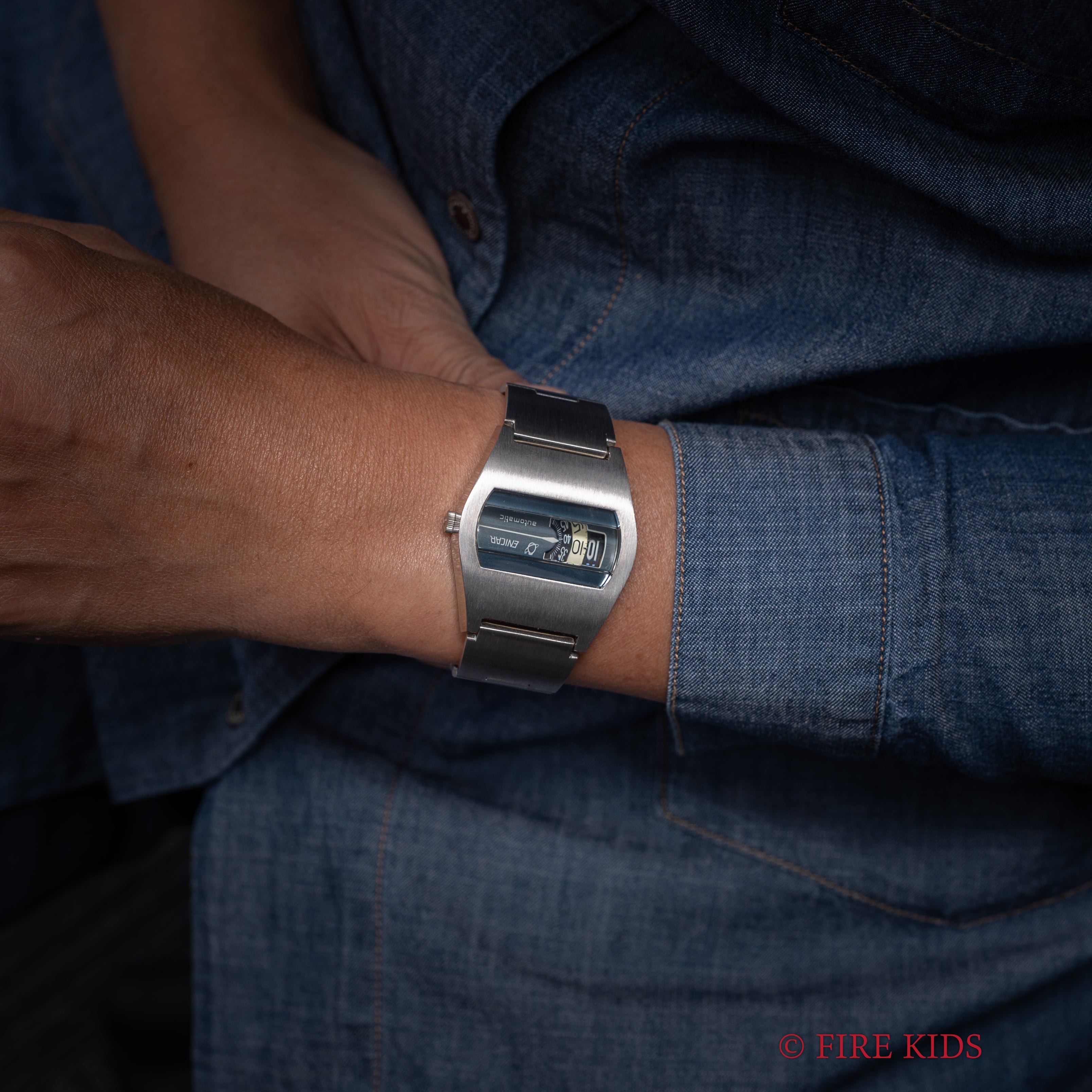 エニカ ジャンピングアワー ブルーダイヤル 自動巻き NOS 1970年代 アナデジ