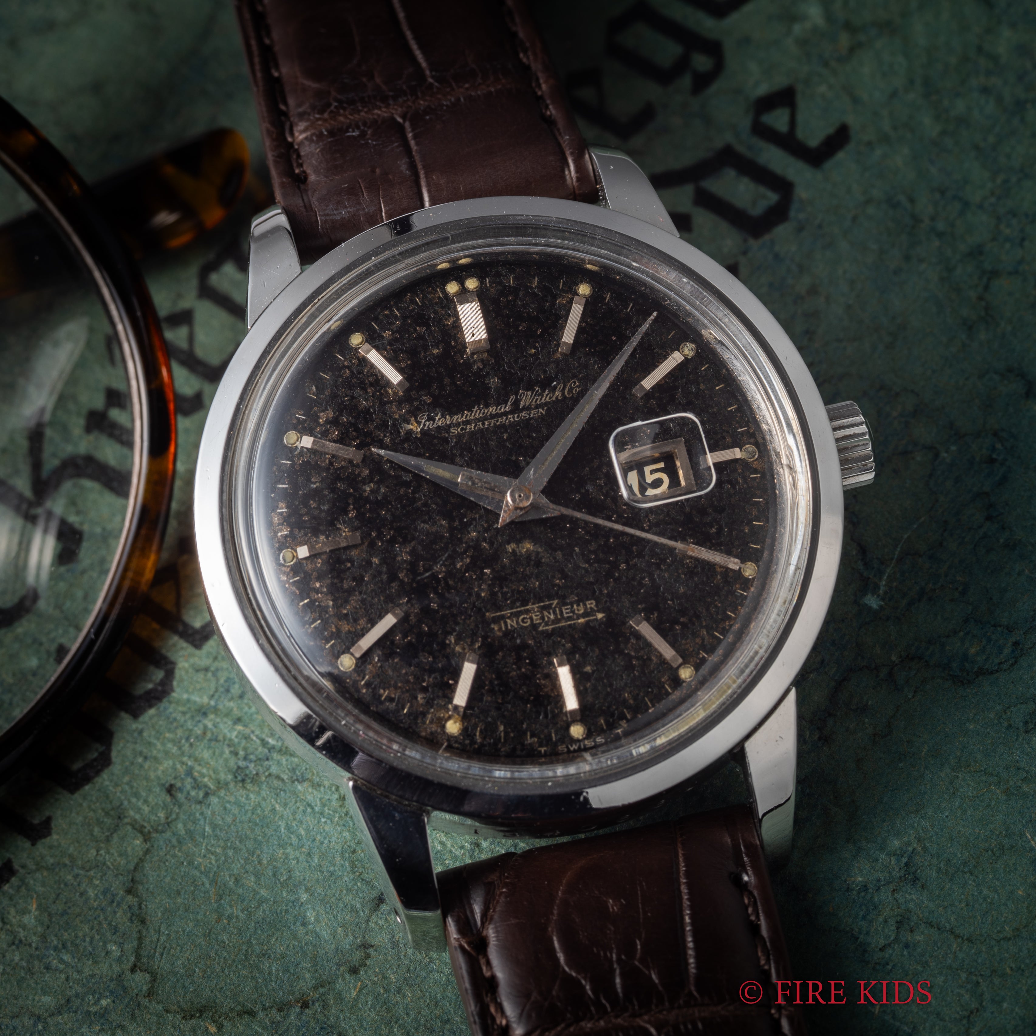 IWC インヂュニア 1967年製 Ref.666AD Cal.8531 ブラックパティーナダイヤル 純正革ベルト尾錠付