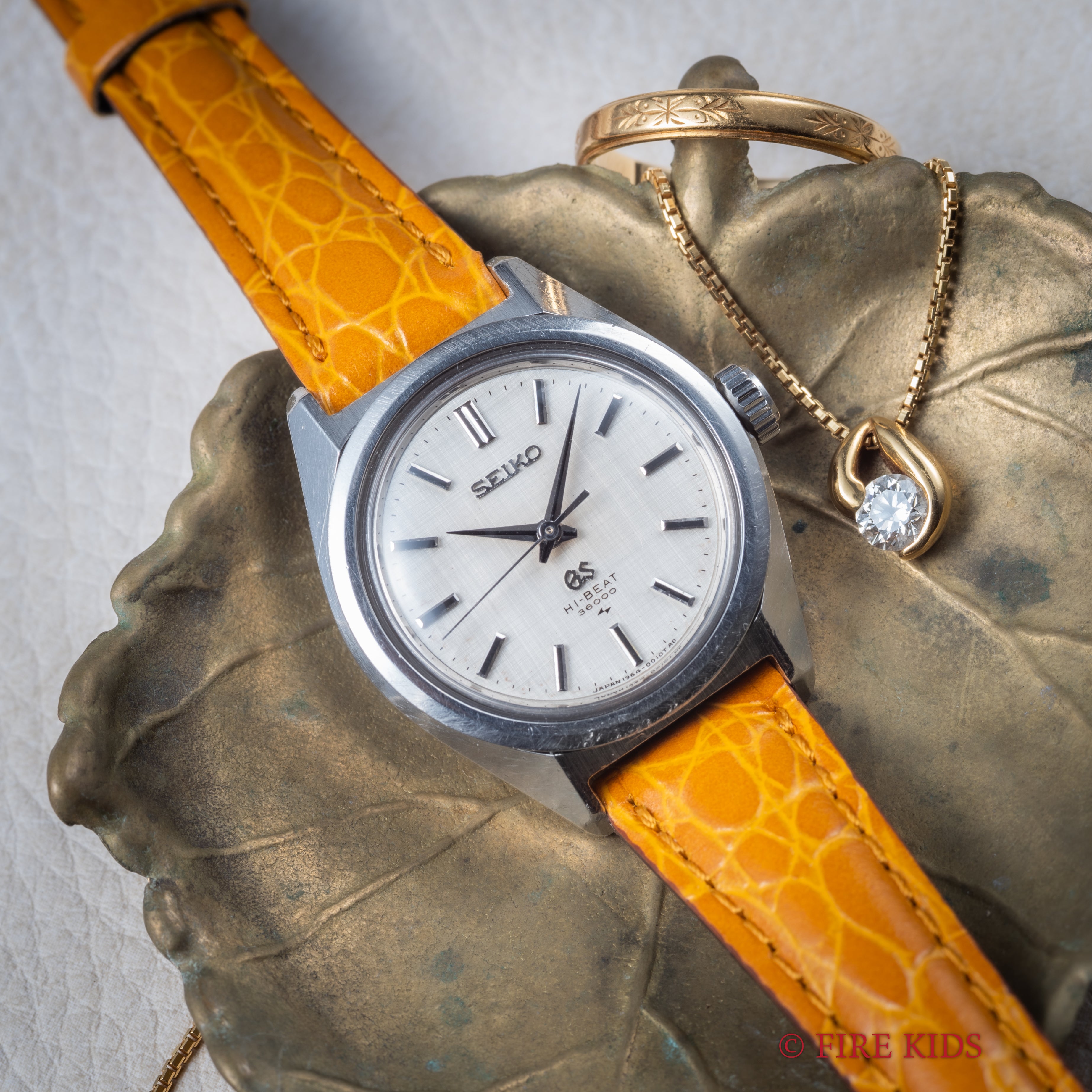 グランドセイコー レディース 1971年製 Ref.1964-0010 手巻き 10振動 19GS