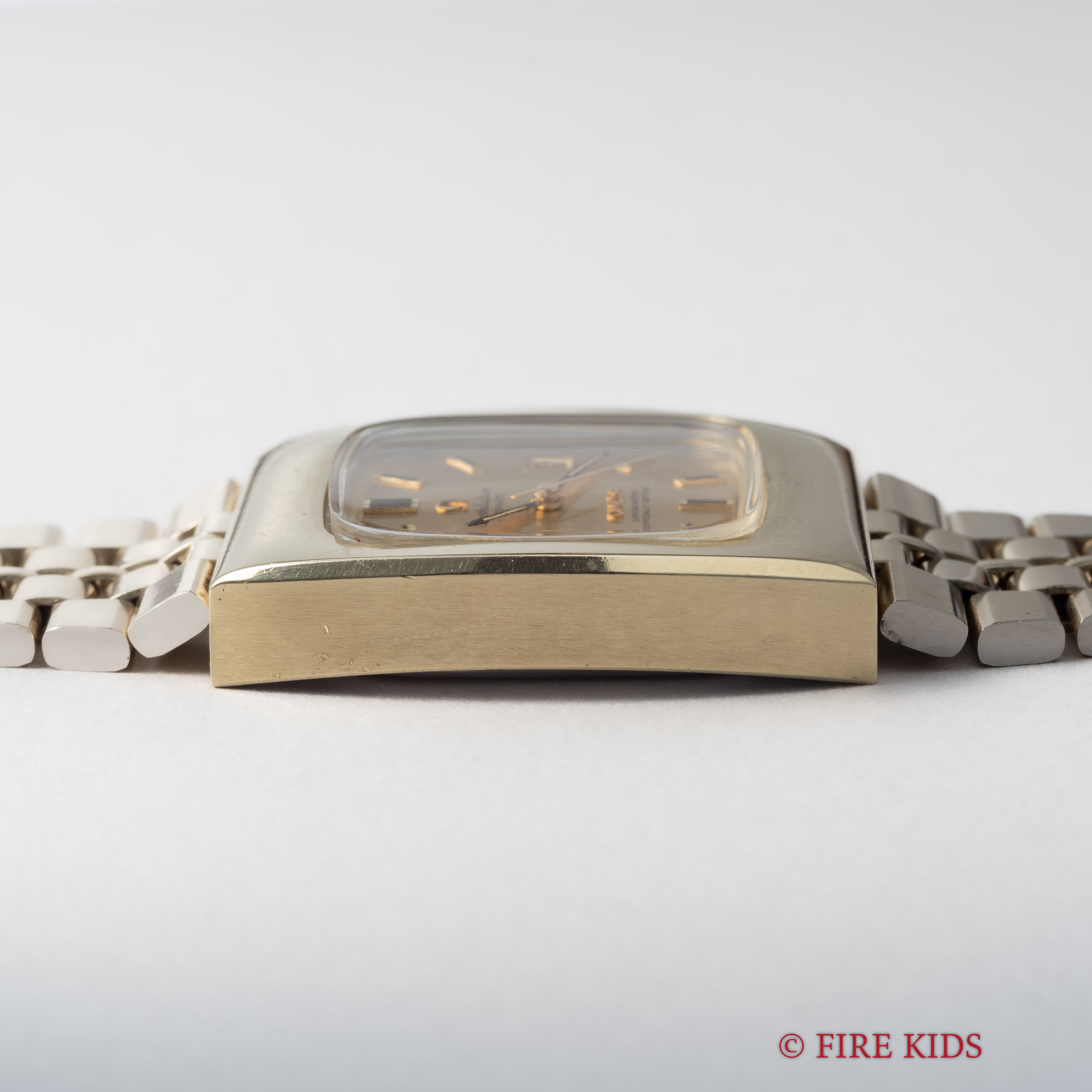 オメガ 1972年製 コンステレーション インテグレート Ref.168.0058 自動巻クロノメーター Cal.1011 純正ブレス