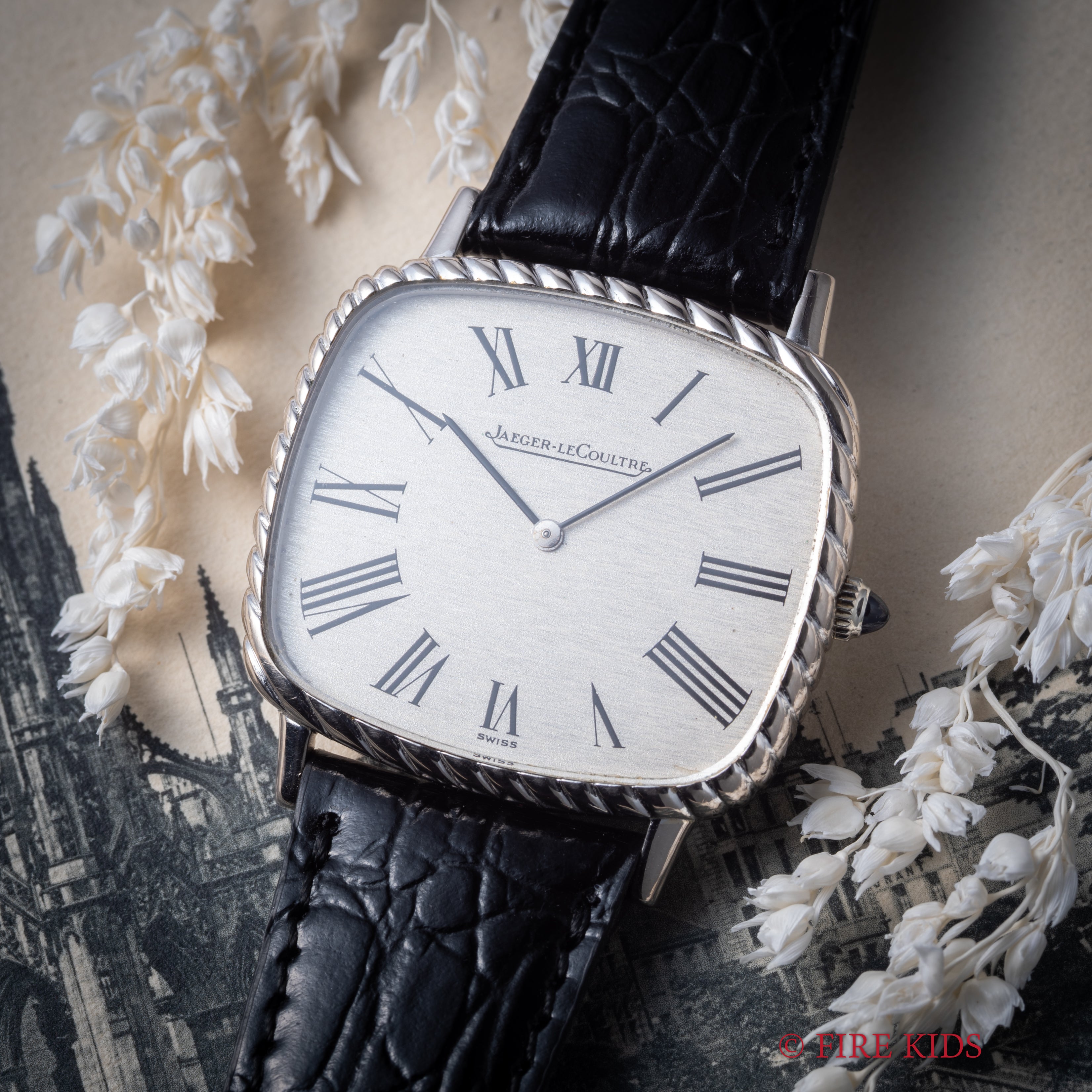 ジャガー・ルクルト スクエアケース 1970年代製 Ref.4467.22 18金金無垢 純正尾錠付き ジェラルドジェンタ