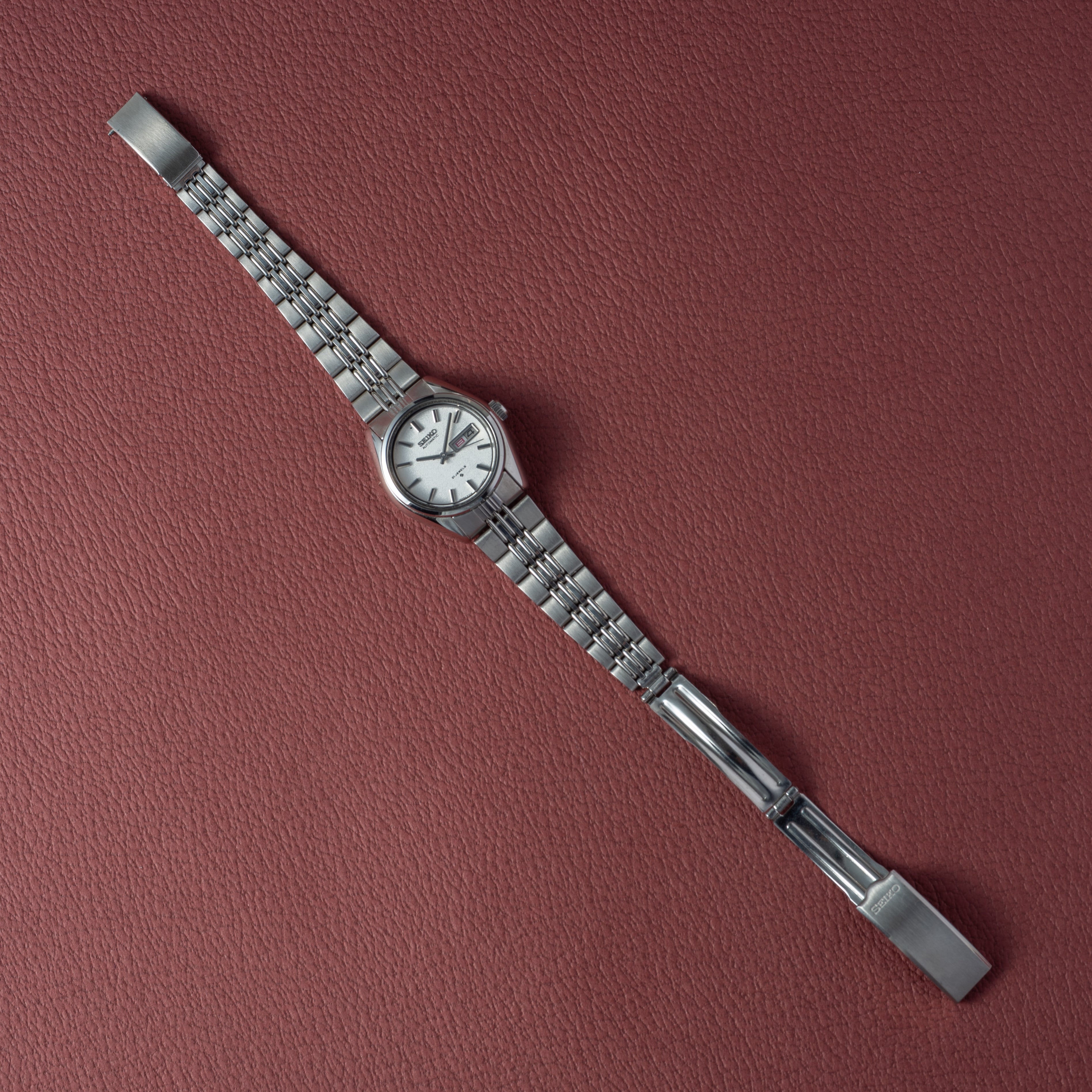 セイコー レディース自動巻 1974年製 日本語デイト 純正ステンレスブレス