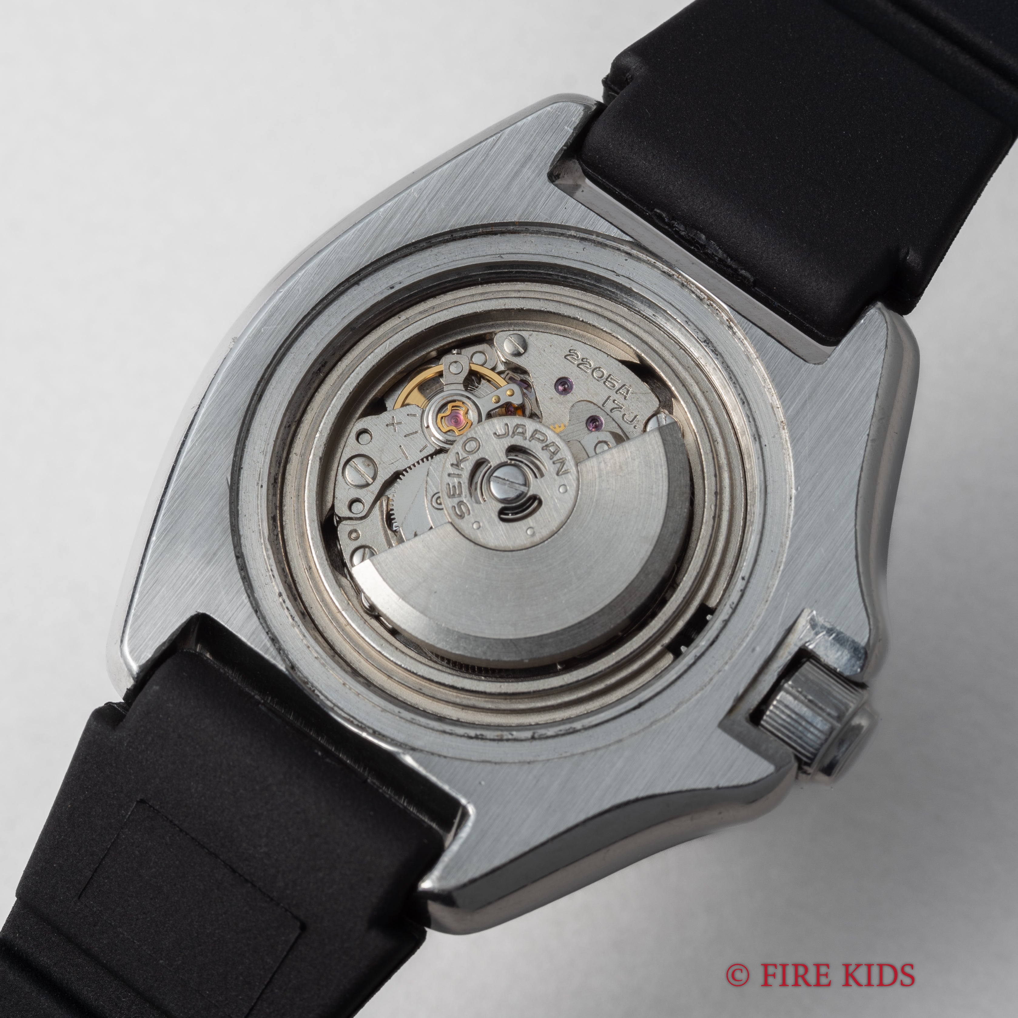 セイコー プロフェッショナル ダイバー 150m 1977年製 ボーイズサイズ Ref.2205-0760