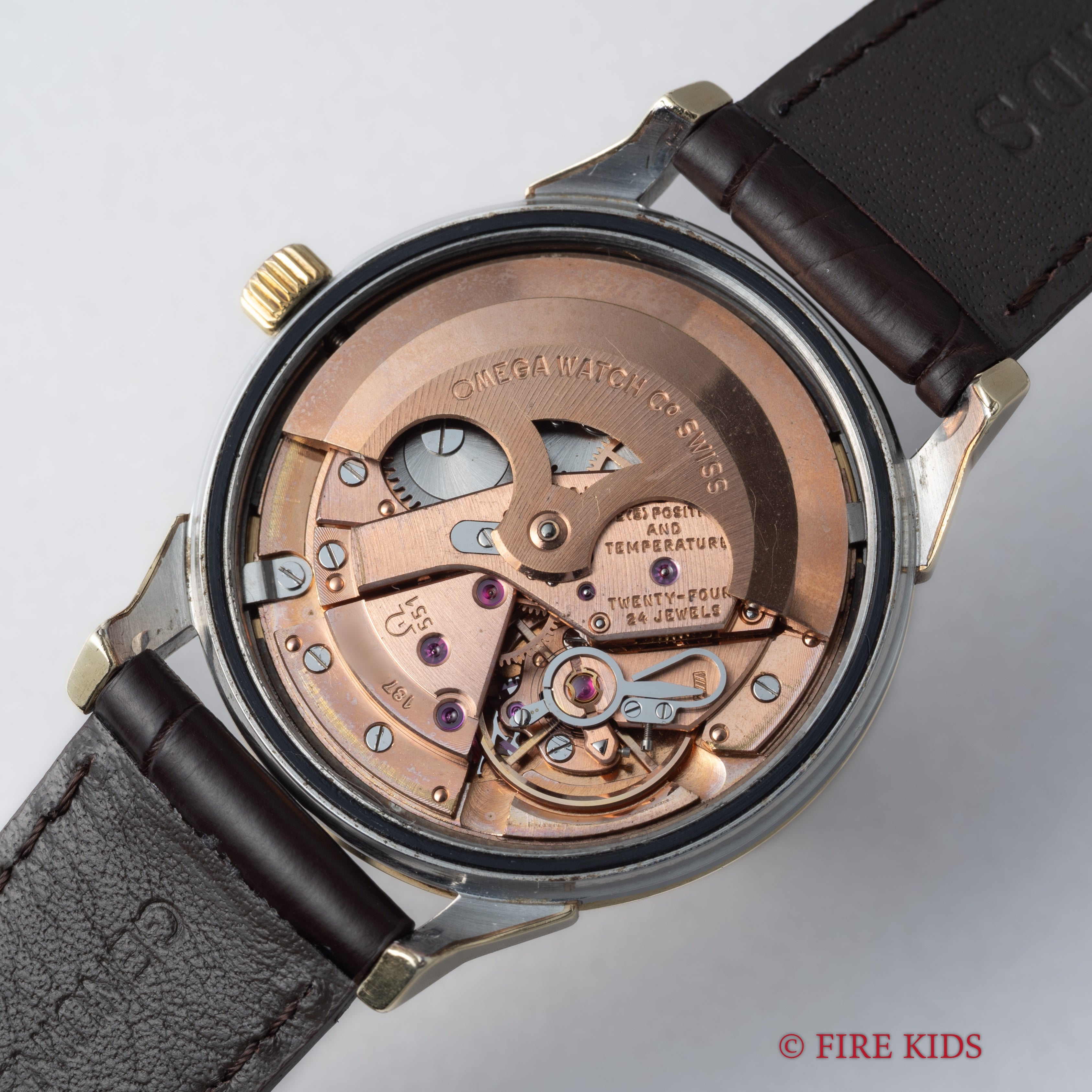 オメガ コンステレーション クロスライン 1961年製 Ref.14900.61.SC ノンデイト トップゴールドケース