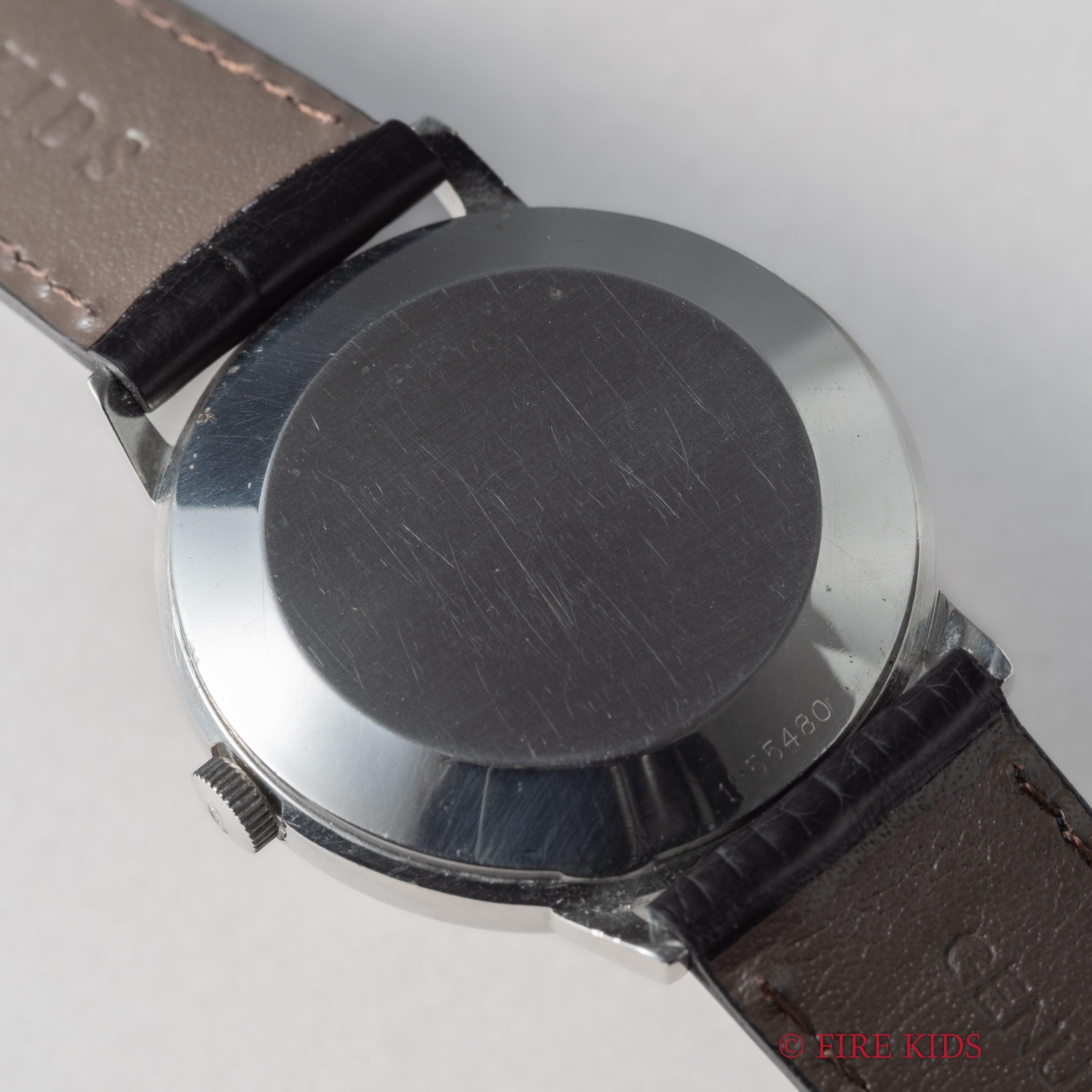 IWC ラウンドモデル オートマチック ホワイトローマンダイヤル 1969年製 お魚リューズ