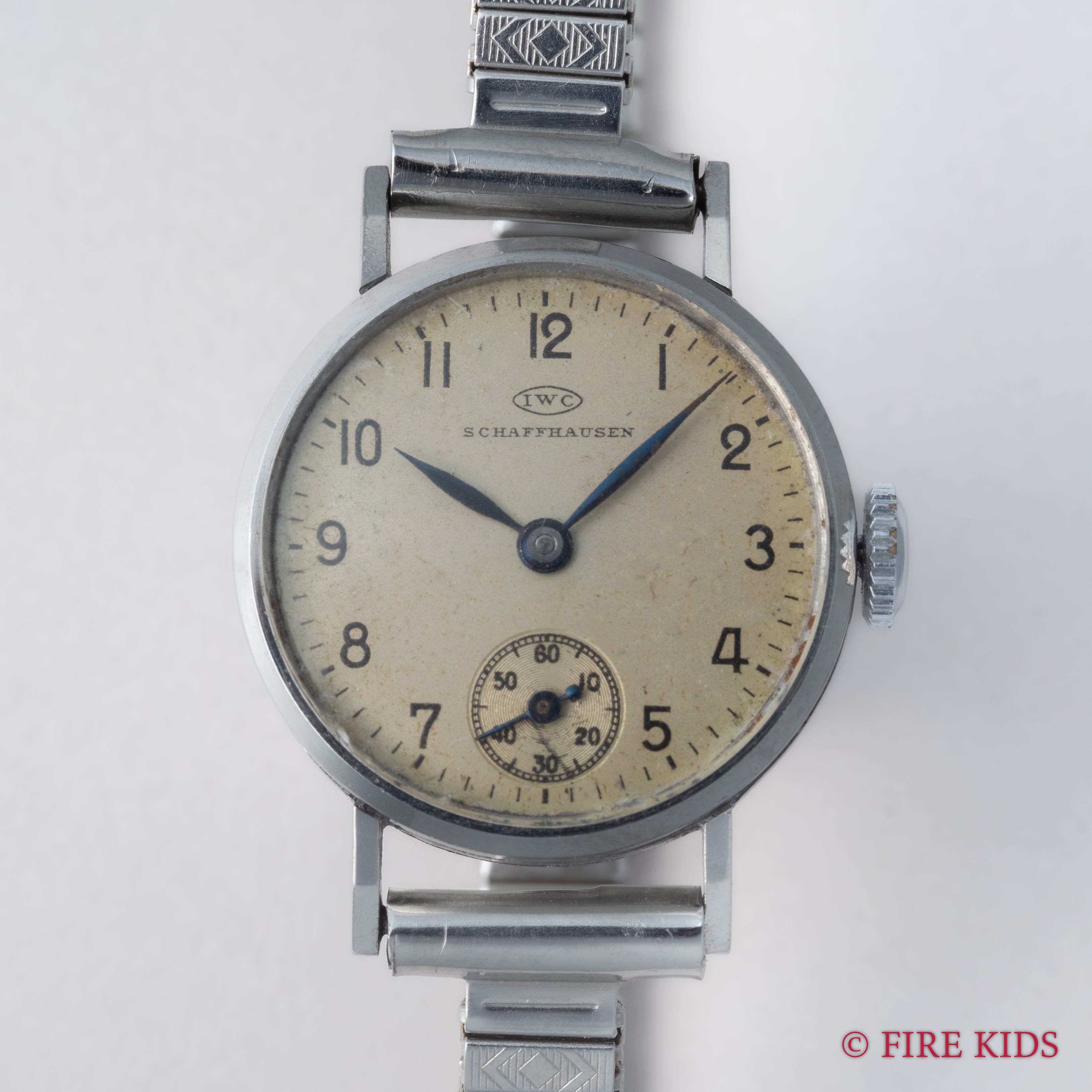 IWC レディース ラウンドケース 手巻き 1938年製 スモールセコンド