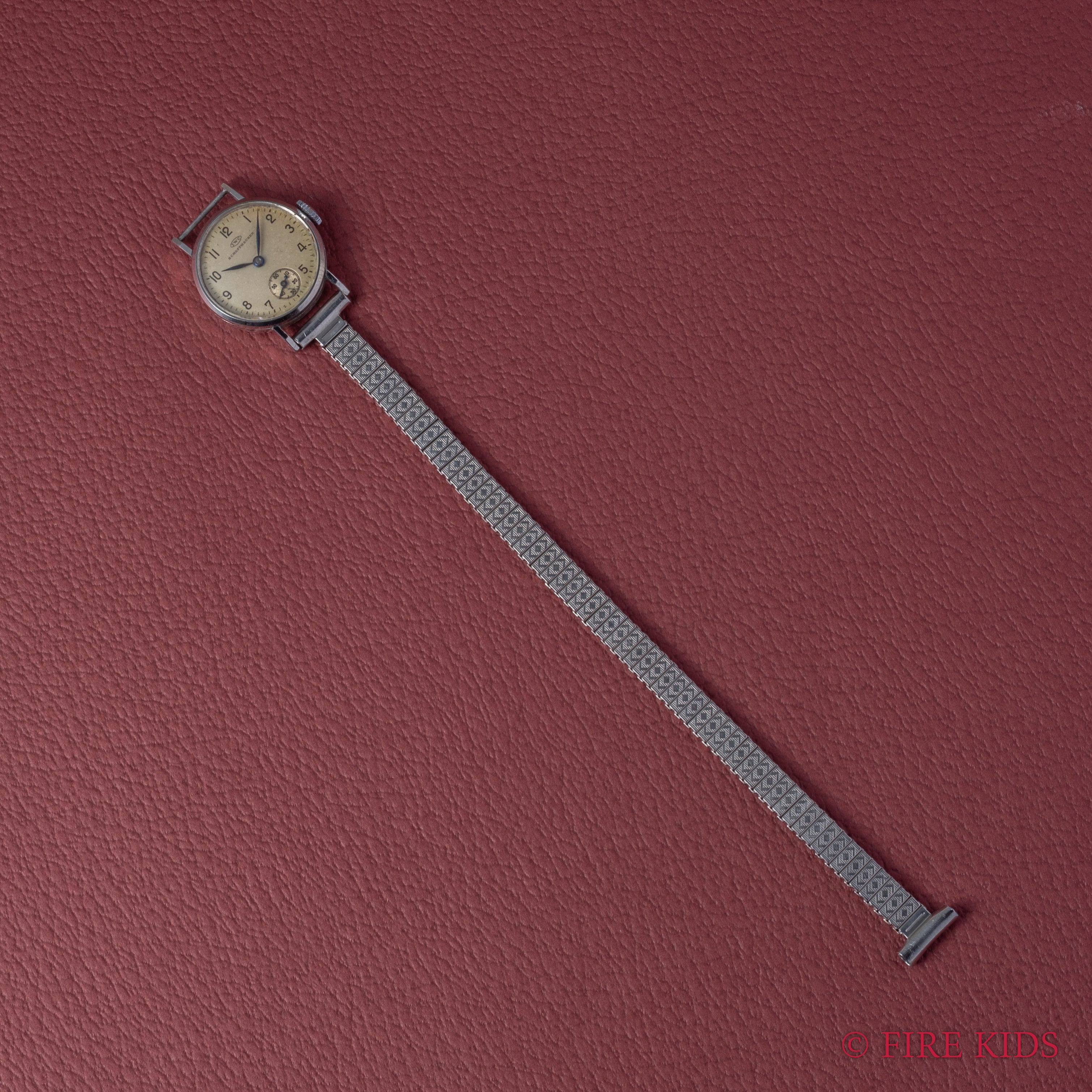 IWC レディース ラウンドケース 手巻き 1938年製 スモールセコンド